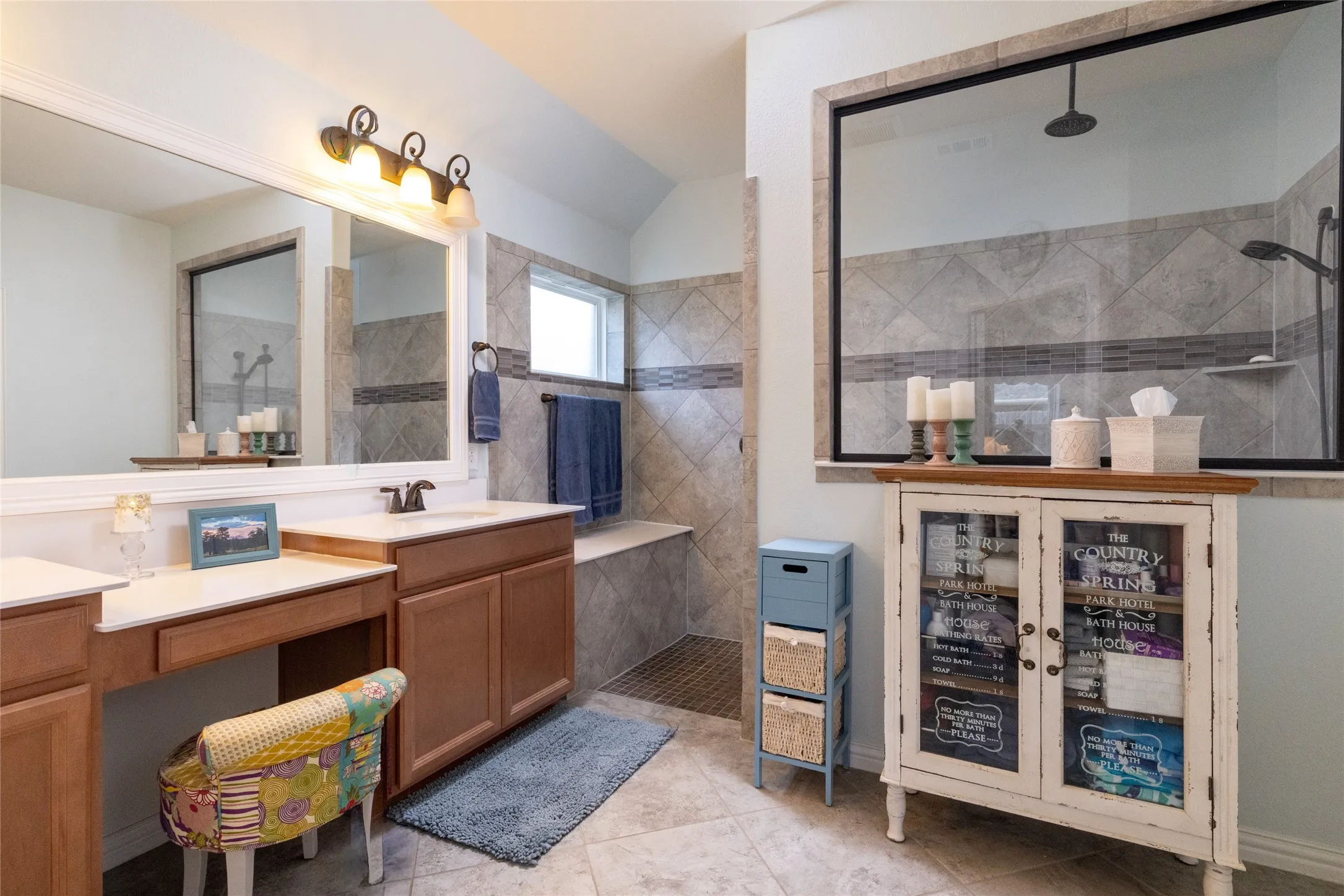 Thoughtfully Designed Ensuite Bath is Sure to Please...