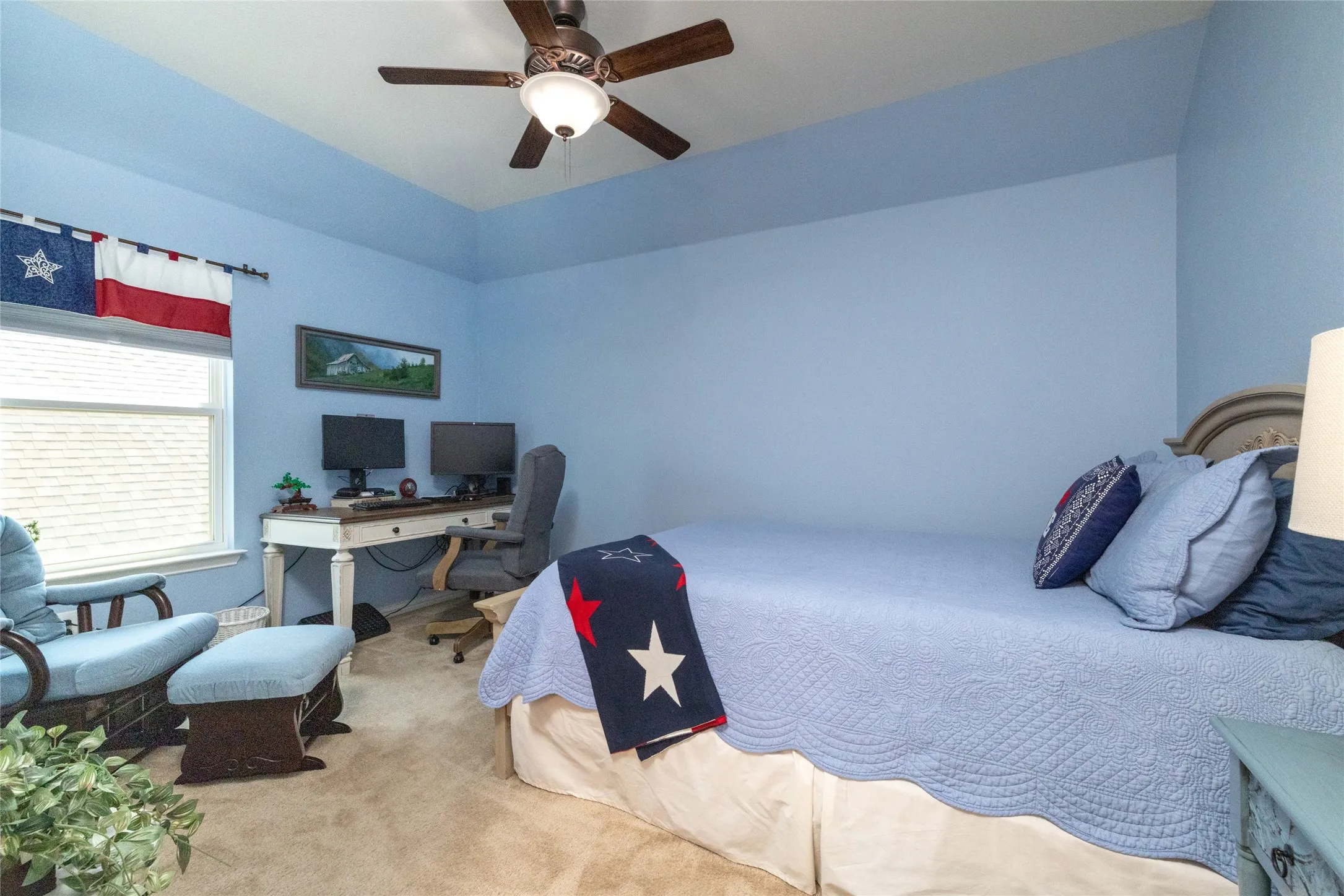 Upstairs Bedroom #4...