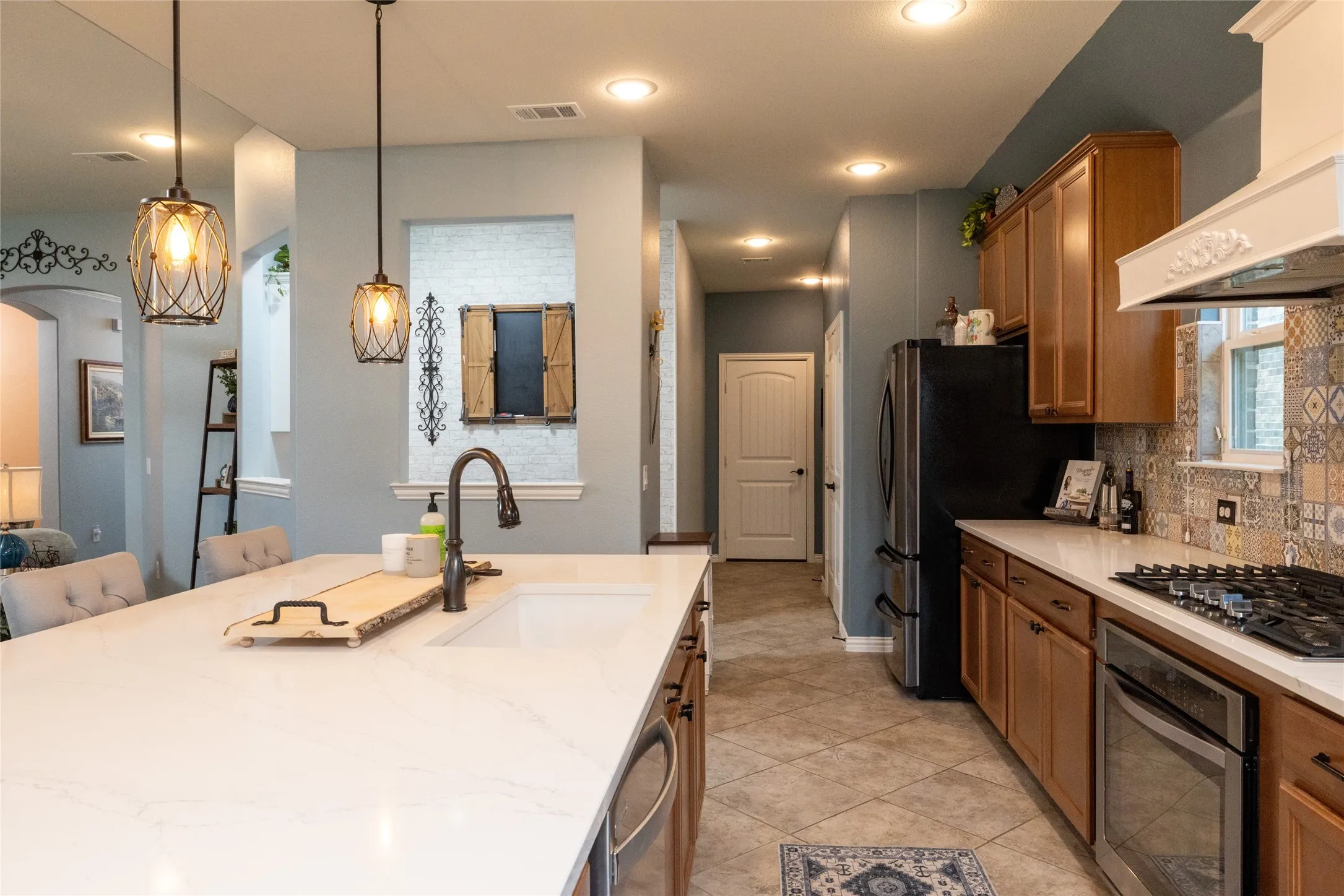 Convenient Kitchen Design...