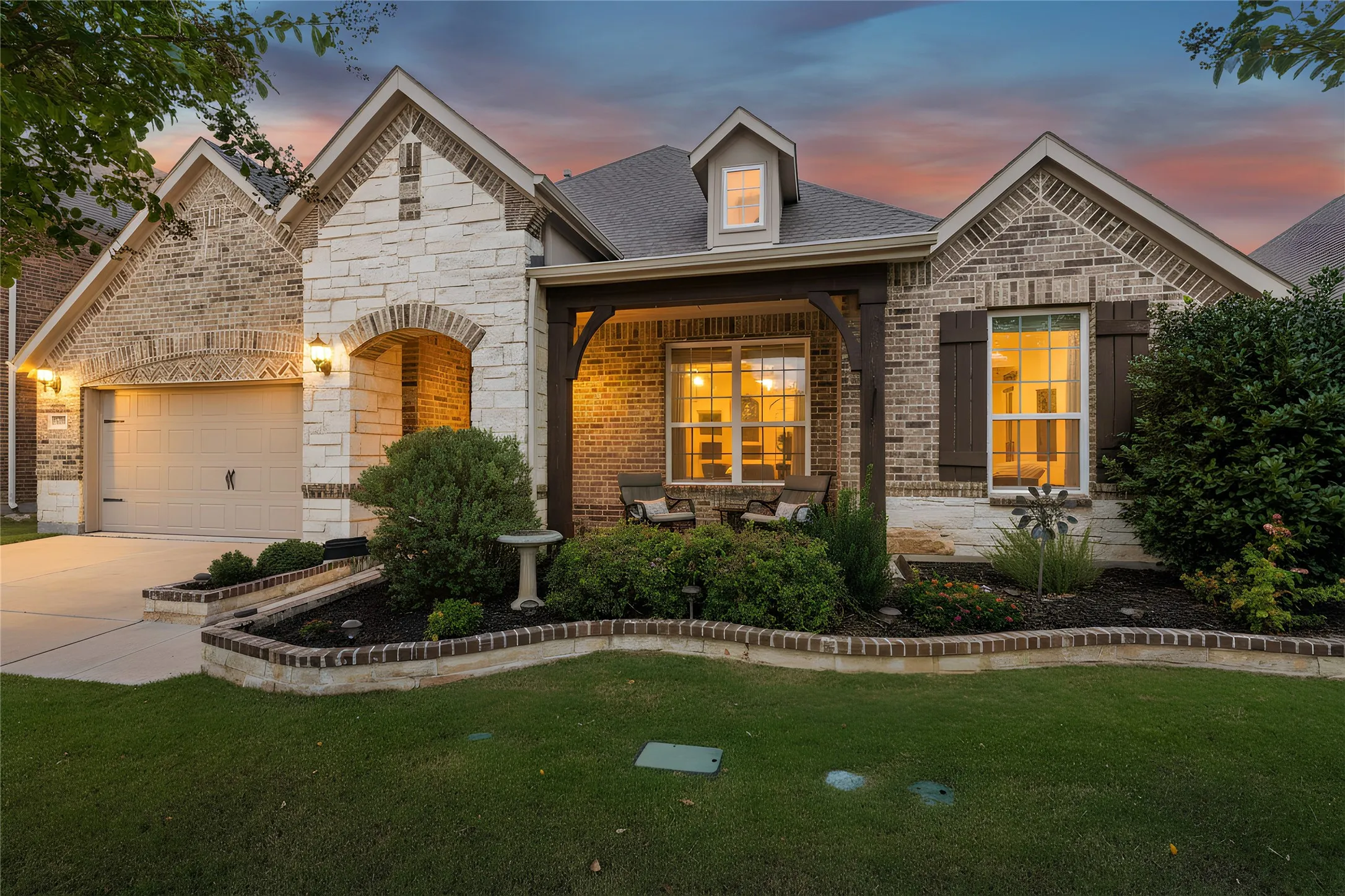 Elegant Brick & Stone Elevation...