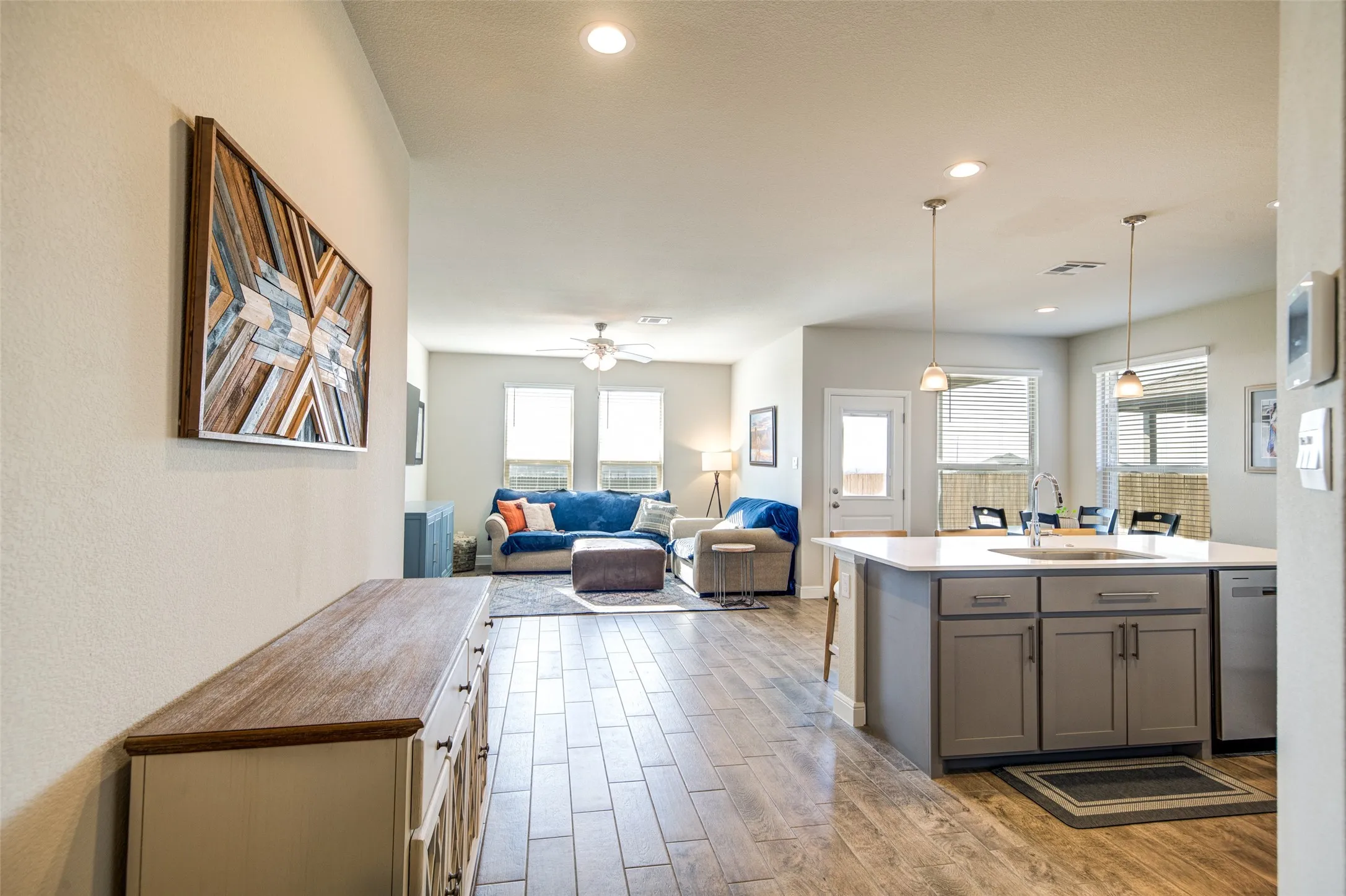 Entryway to Kitchen