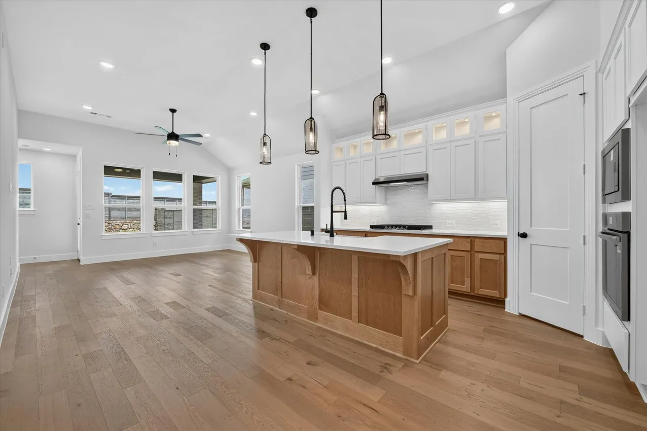 Single Family Residence For Sale in Denton County , 12024 Oak Branch Street, Justin, Texas 76247, 3 Bedroom, 2 Bathroom, 2 Garage spaces, 1,611 Sqft, built in 2026, mls#21178905, Real Estate Agent in Justin, Homes For Sale in Denton county, Homes For Sale in Justin, Realtor in Justin Texas, Real Estate Brokerage Independent Realty Texas, Luminita Cordes Realtor