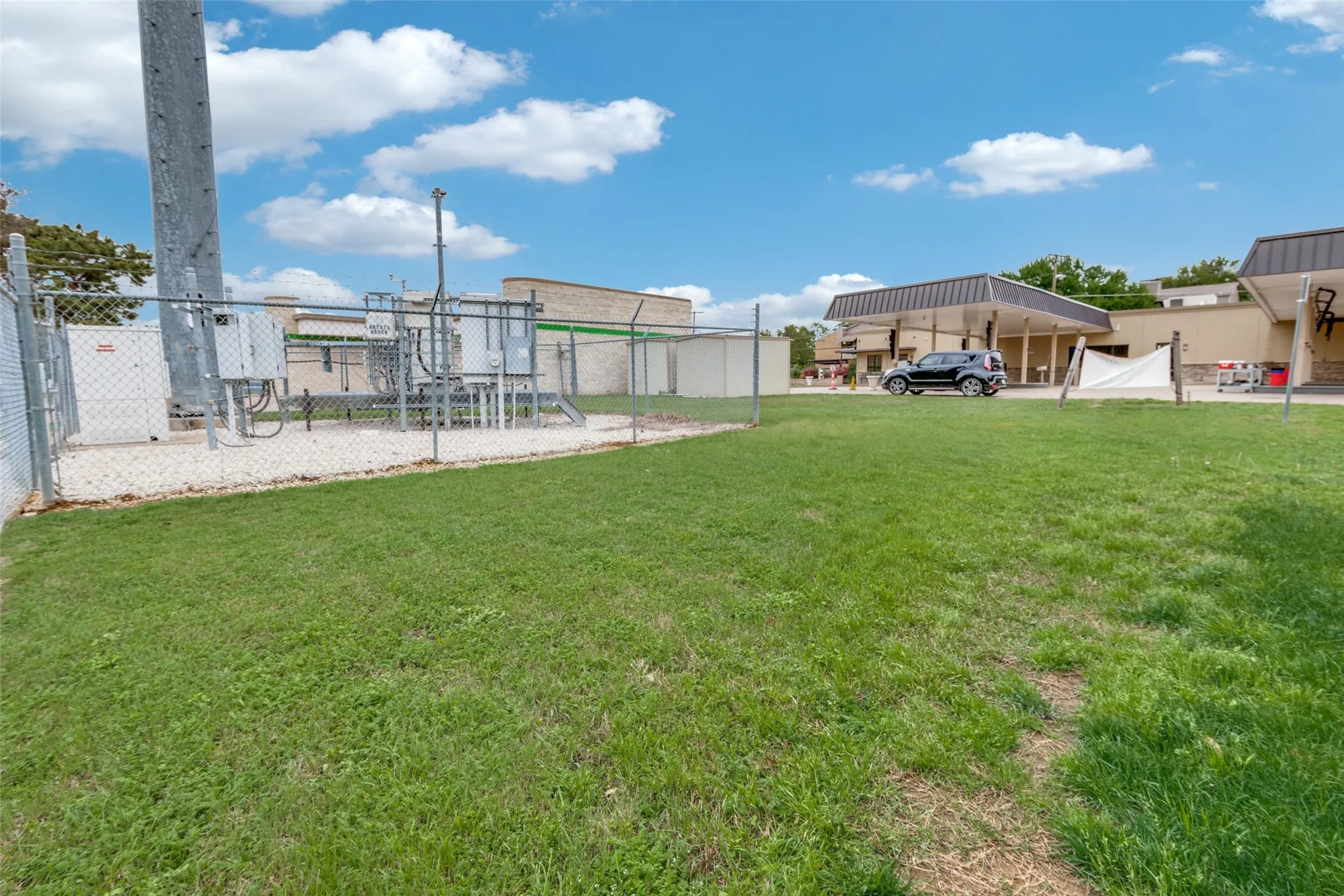 Unimproved Land For Sale in Tarrant County , 1509 Gina Drive, Arlington, Texas 76013, 0, 0, Garage spaces, 0 Sqft, built in 0, Preowned, mls#21179162, Real Estate Agent in Arlington, Homes For Sale in Tarrant county, Homes For Sale in Arlington, Realtor in Arlington Texas, Real Estate Brokerage Independent Realty Texas, Luminita Cordes Realtor