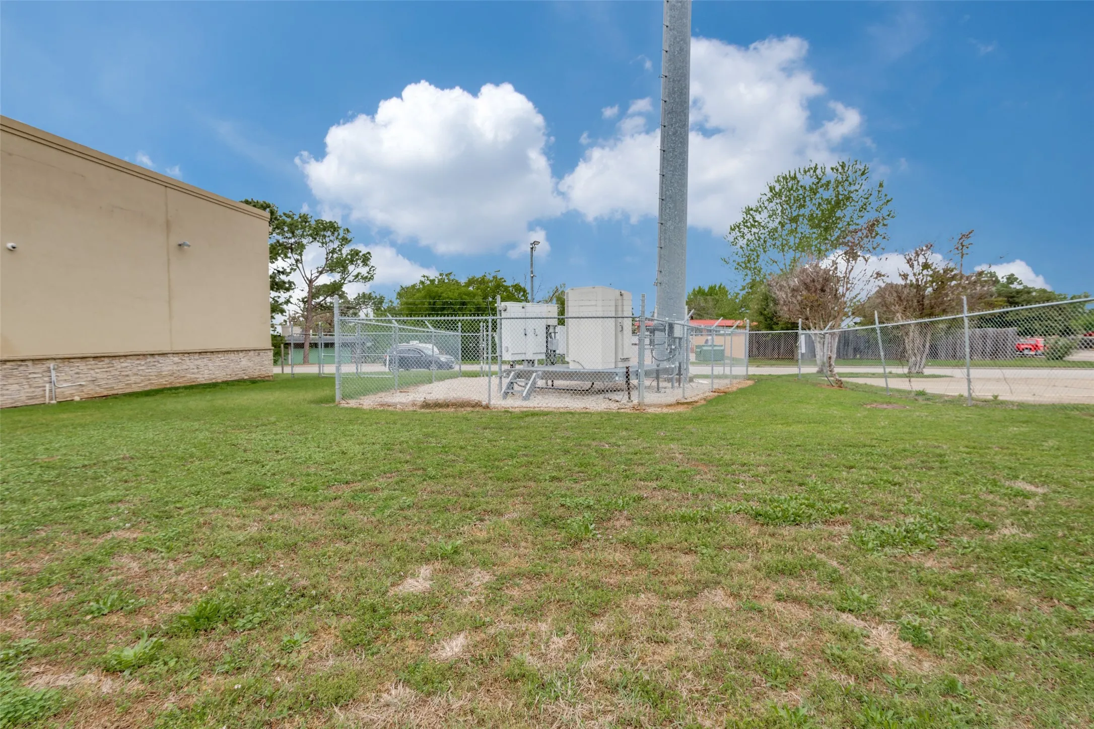 Unimproved Land For Sale in Tarrant County , 1509 Gina Drive, Arlington, Texas 76013, 0, 0, Garage spaces, 0 Sqft, built in 0, Preowned, mls#21179162, Real Estate Agent in Arlington, Homes For Sale in Tarrant county, Homes For Sale in Arlington, Realtor in Arlington Texas, Real Estate Brokerage Independent Realty Texas, Luminita Cordes Realtor