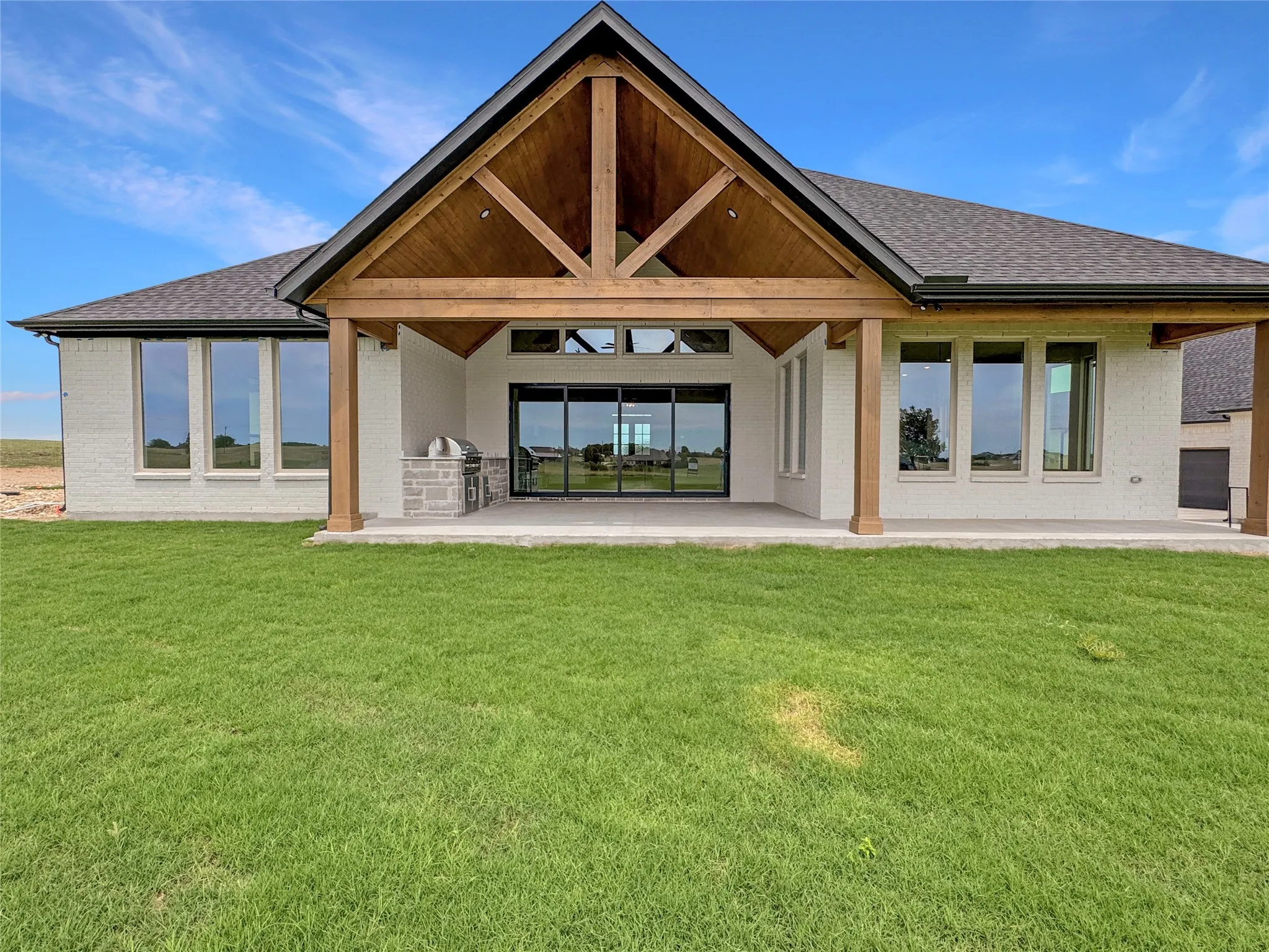 Single Family Residence For Sale in Johnson County , 7435 S Aberdeen Drive, Cleburne, Texas 76033, 3 Bedroom, 3 Bathroom, 3 Garage spaces, 3,044 Sqft, built in 2026, New Construction - Incomplete, mls#21179263, Real Estate Agent in Cleburne, Homes For Sale in Johnson county, Homes For Sale in Cleburne, Realtor in Cleburne Texas, Real Estate Brokerage Independent Realty Texas, Luminita Cordes Realtor