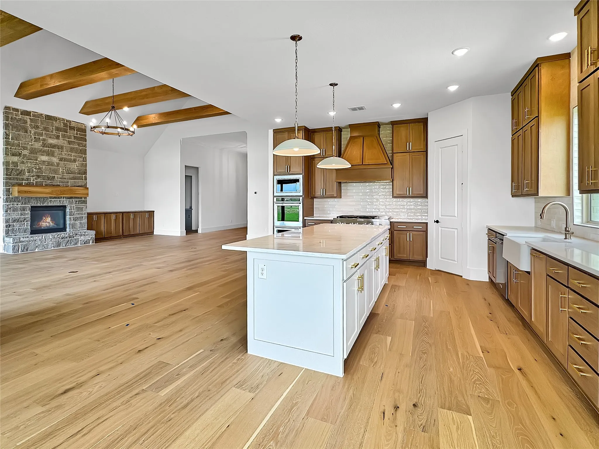 Single Family Residence For Sale in Johnson County , 7435 S Aberdeen Drive, Cleburne, Texas 76033, 3 Bedroom, 3 Bathroom, 3 Garage spaces, 3,044 Sqft, built in 2026, New Construction - Incomplete, mls#21179263, Real Estate Agent in Cleburne, Homes For Sale in Johnson county, Homes For Sale in Cleburne, Realtor in Cleburne Texas, Real Estate Brokerage Independent Realty Texas, Luminita Cordes Realtor