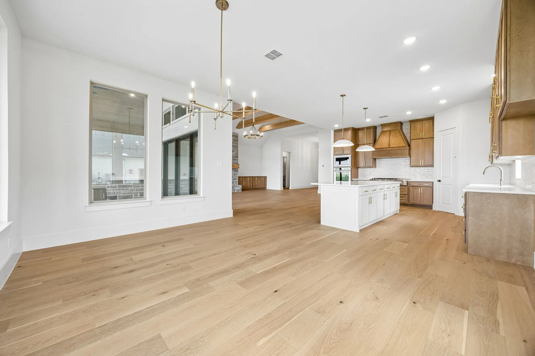 Single Family Residence For Sale in Johnson County , 7435 S Aberdeen Drive, Cleburne, Texas 76033, 3 Bedroom, 3 Bathroom, 3 Garage spaces, 3,044 Sqft, built in 2026, New Construction - Incomplete, mls#21179263, Real Estate Agent in Cleburne, Homes For Sale in Johnson county, Homes For Sale in Cleburne, Realtor in Cleburne Texas, Real Estate Brokerage Independent Realty Texas, Luminita Cordes Realtor