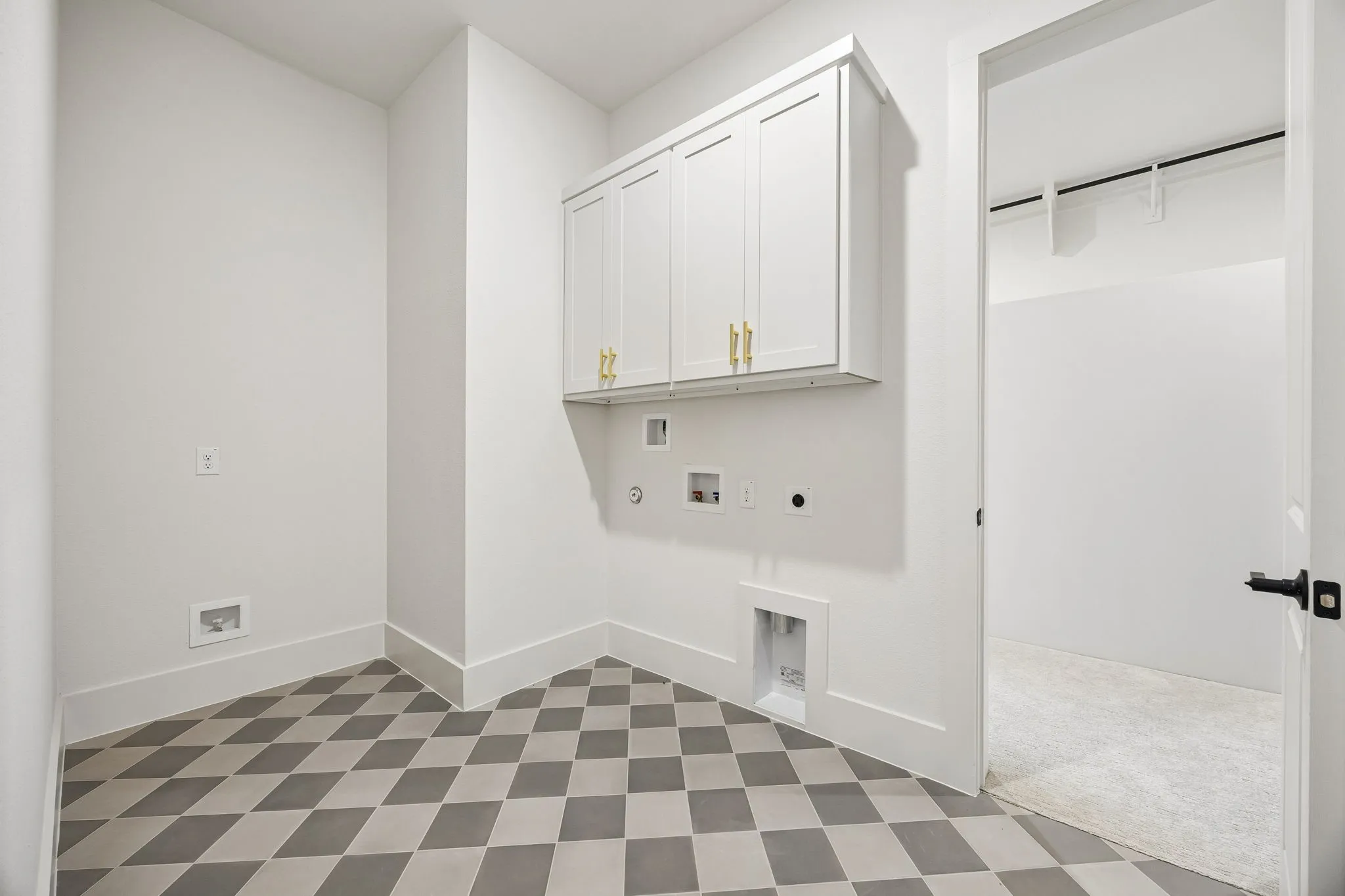 Single Family Residence For Sale in Johnson County , 7435 S Aberdeen Drive, Cleburne, Texas 76033, 3 Bedroom, 3 Bathroom, 3 Garage spaces, 3,044 Sqft, built in 2026, New Construction - Incomplete, mls#21179263, Real Estate Agent in Cleburne, Homes For Sale in Johnson county, Homes For Sale in Cleburne, Realtor in Cleburne Texas, Real Estate Brokerage Independent Realty Texas, Luminita Cordes Realtor