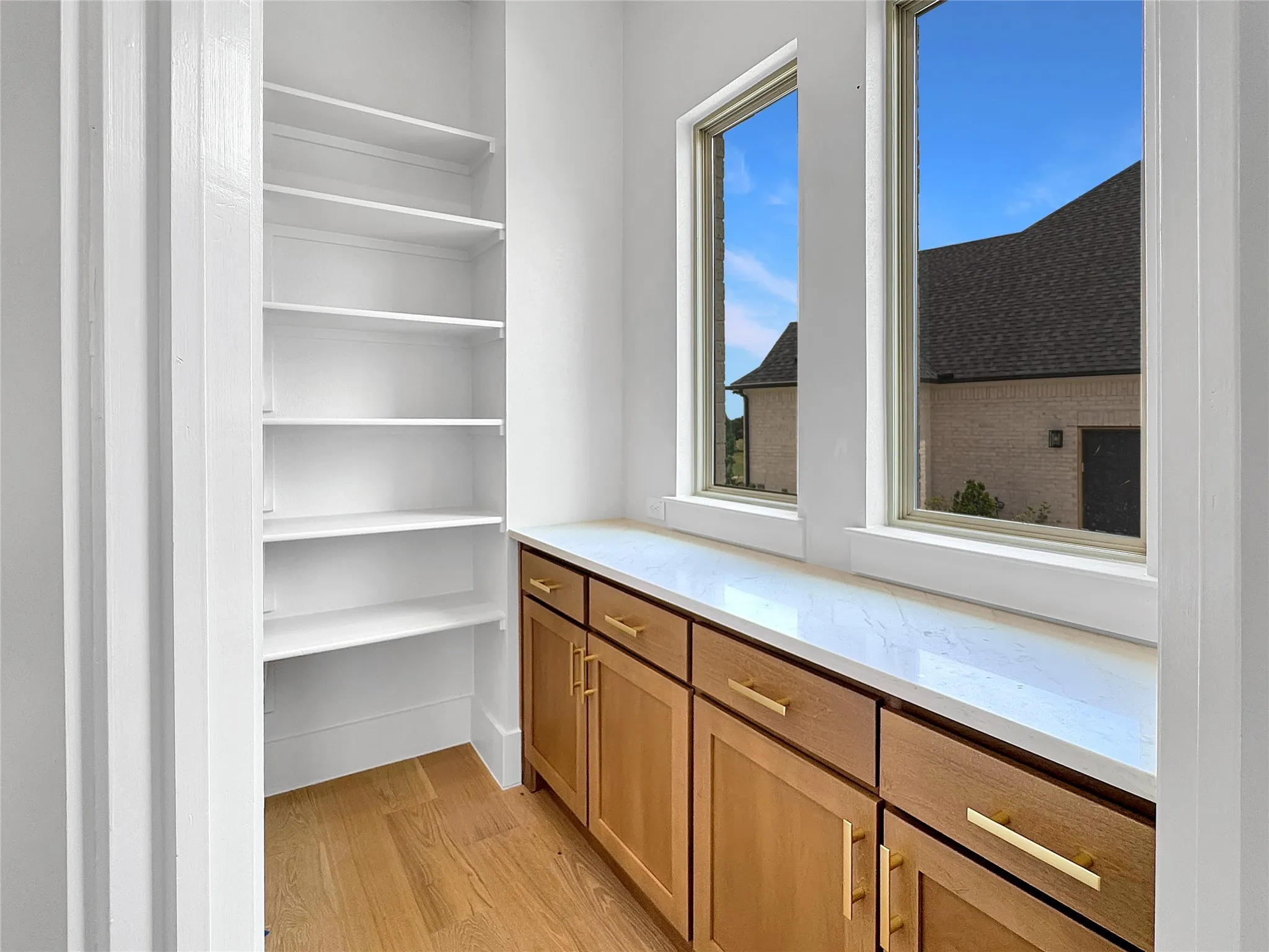 Single Family Residence For Sale in Johnson County , 7435 S Aberdeen Drive, Cleburne, Texas 76033, 3 Bedroom, 3 Bathroom, 3 Garage spaces, 3,044 Sqft, built in 2026, New Construction - Incomplete, mls#21179263, Real Estate Agent in Cleburne, Homes For Sale in Johnson county, Homes For Sale in Cleburne, Realtor in Cleburne Texas, Real Estate Brokerage Independent Realty Texas, Luminita Cordes Realtor