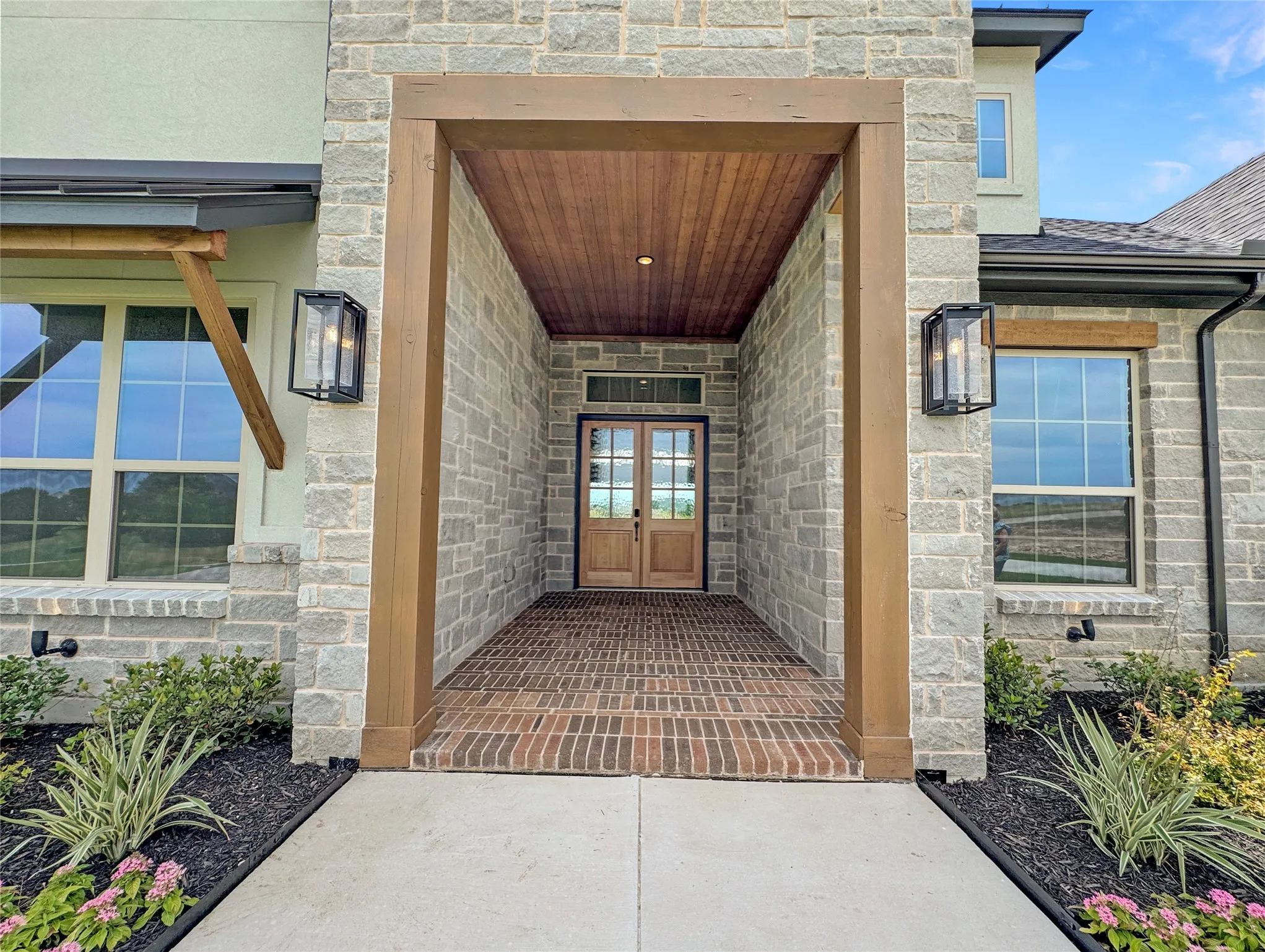 Single Family Residence For Sale in Johnson County , 7435 S Aberdeen Drive, Cleburne, Texas 76033, 3 Bedroom, 3 Bathroom, 3 Garage spaces, 3,044 Sqft, built in 2026, New Construction - Incomplete, mls#21179263, Real Estate Agent in Cleburne, Homes For Sale in Johnson county, Homes For Sale in Cleburne, Realtor in Cleburne Texas, Real Estate Brokerage Independent Realty Texas, Luminita Cordes Realtor