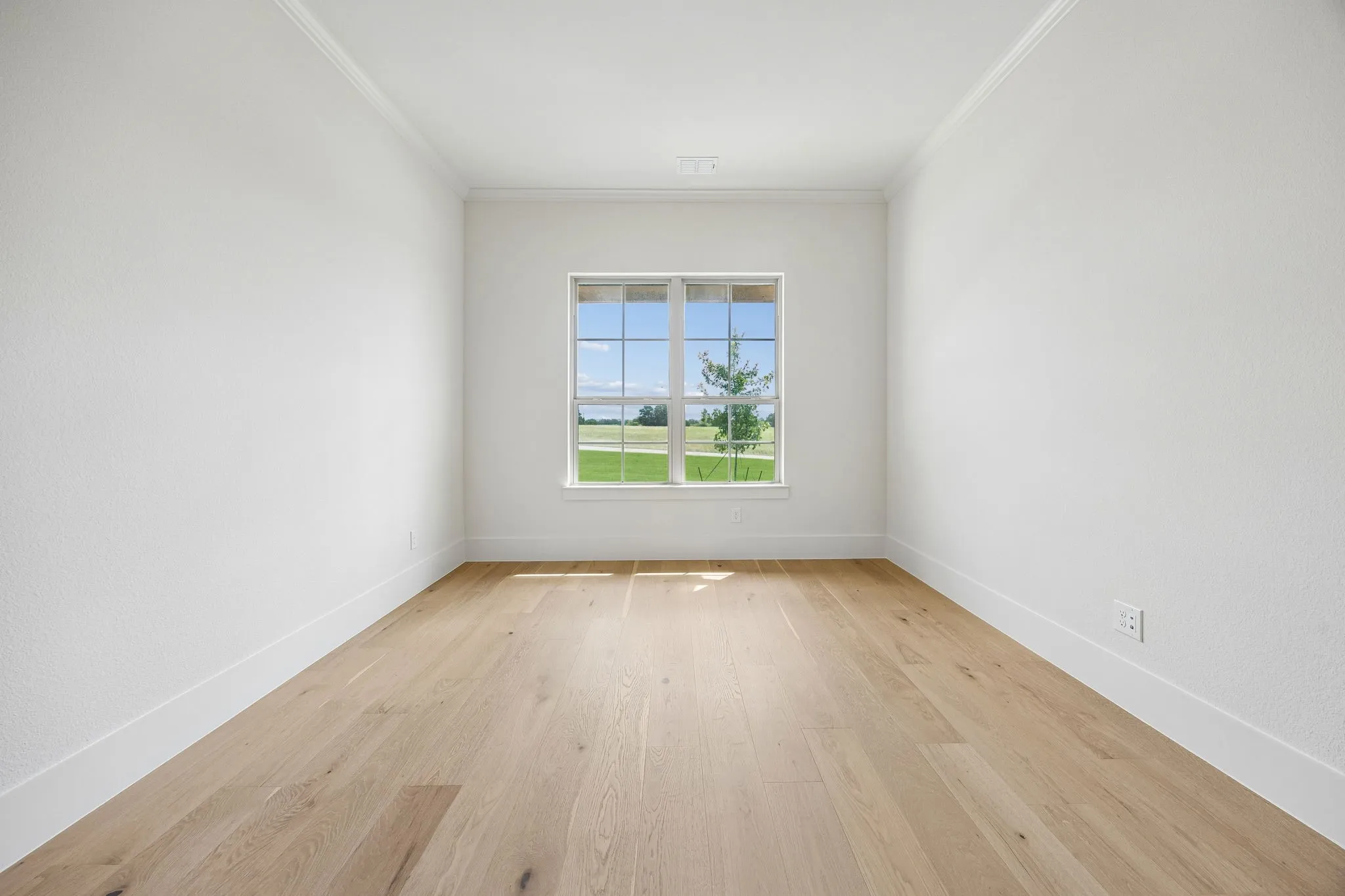Single Family Residence For Sale in Johnson County , 7435 S Aberdeen Drive, Cleburne, Texas 76033, 3 Bedroom, 3 Bathroom, 3 Garage spaces, 3,044 Sqft, built in 2026, New Construction - Incomplete, mls#21179263, Real Estate Agent in Cleburne, Homes For Sale in Johnson county, Homes For Sale in Cleburne, Realtor in Cleburne Texas, Real Estate Brokerage Independent Realty Texas, Luminita Cordes Realtor