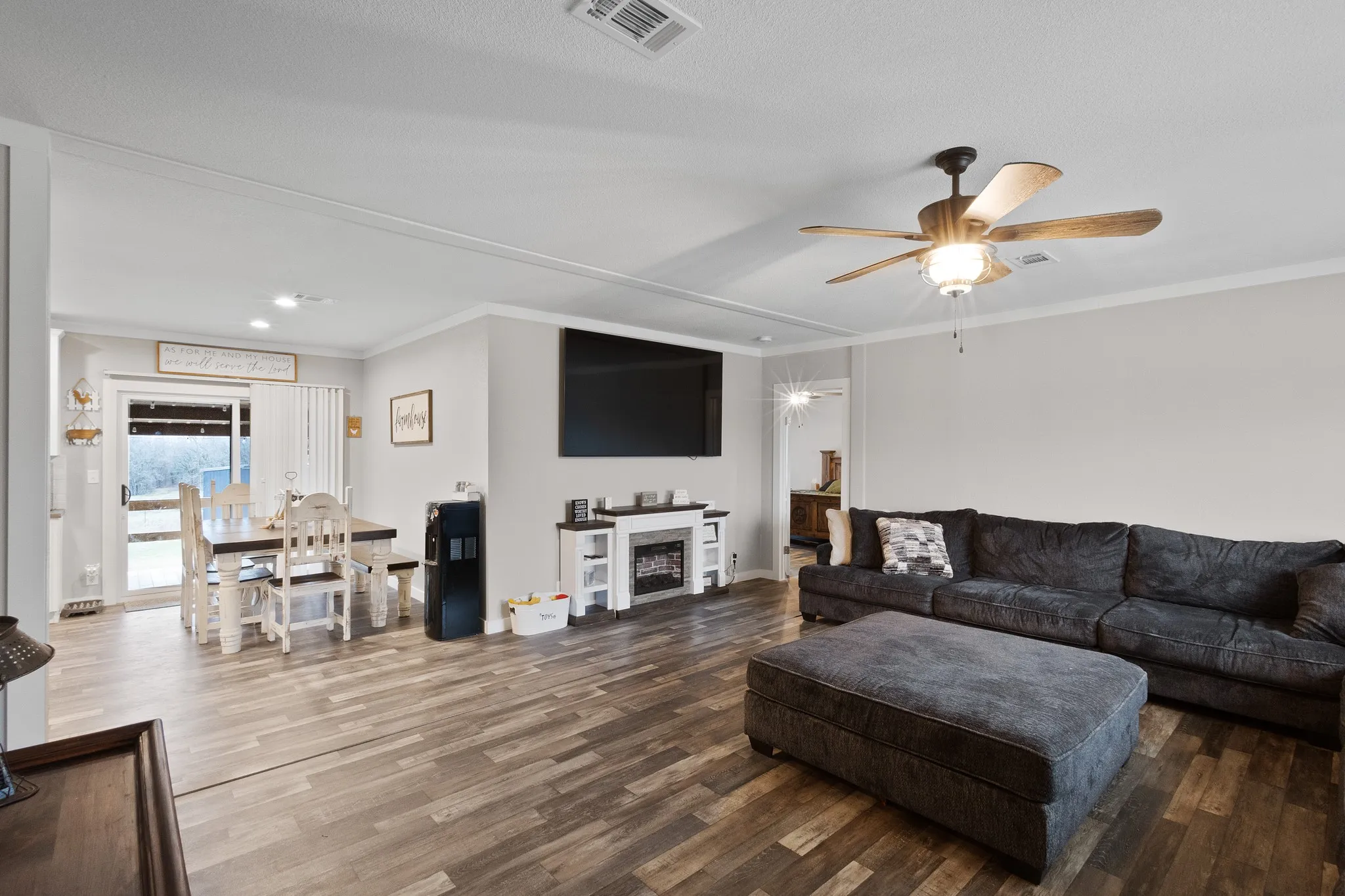 Manufactured Home For Sale in Wise County , 1012 County Road 1180, Decatur, Texas 76234, 4 Bedroom, 3 Bathroom, Garage spaces, 2,200 Sqft, built in 2024, Price $540,000, mls#21179297, Real Estate Agent in Decatur, Homes For Sale in Wise county, Homes For Sale in Decatur, Realtor in Decatur Texas, Real Estate Brokerage Independent Realty Texas, Luminita Cordes Realtor