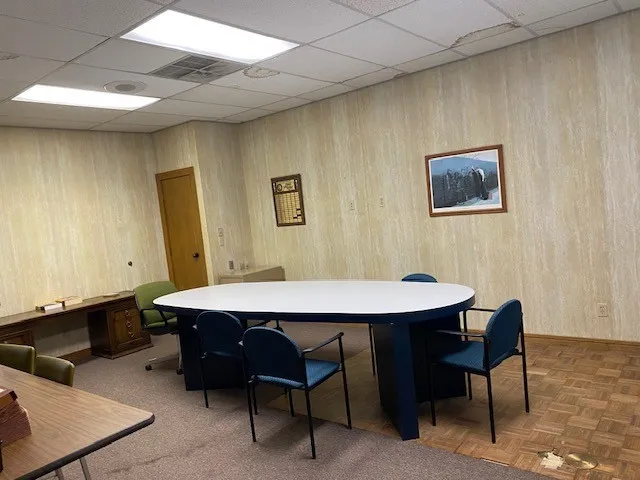 Office For Sale in Henderson County , 201-209 S Prairieville Street, Athens, Texas 75751, 0, 0, Garage spaces, 0 Sqft, built in 1964, Preowned, mls#21179404, Real Estate Agent in Athens, Homes For Sale in Henderson county, Homes For Sale in Athens, Realtor in Athens Texas, Real Estate Brokerage Independent Realty Texas, Luminita Cordes Realtor