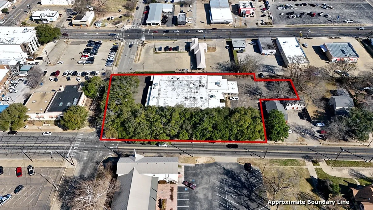 Office For Sale in Henderson County , 201-209 S Prairieville Street, Athens, Texas 75751, 0, 0, Garage spaces, 0 Sqft, built in 1964, Preowned, mls#21179404, Real Estate Agent in Athens, Homes For Sale in Henderson county, Homes For Sale in Athens, Realtor in Athens Texas, Real Estate Brokerage Independent Realty Texas, Luminita Cordes Realtor