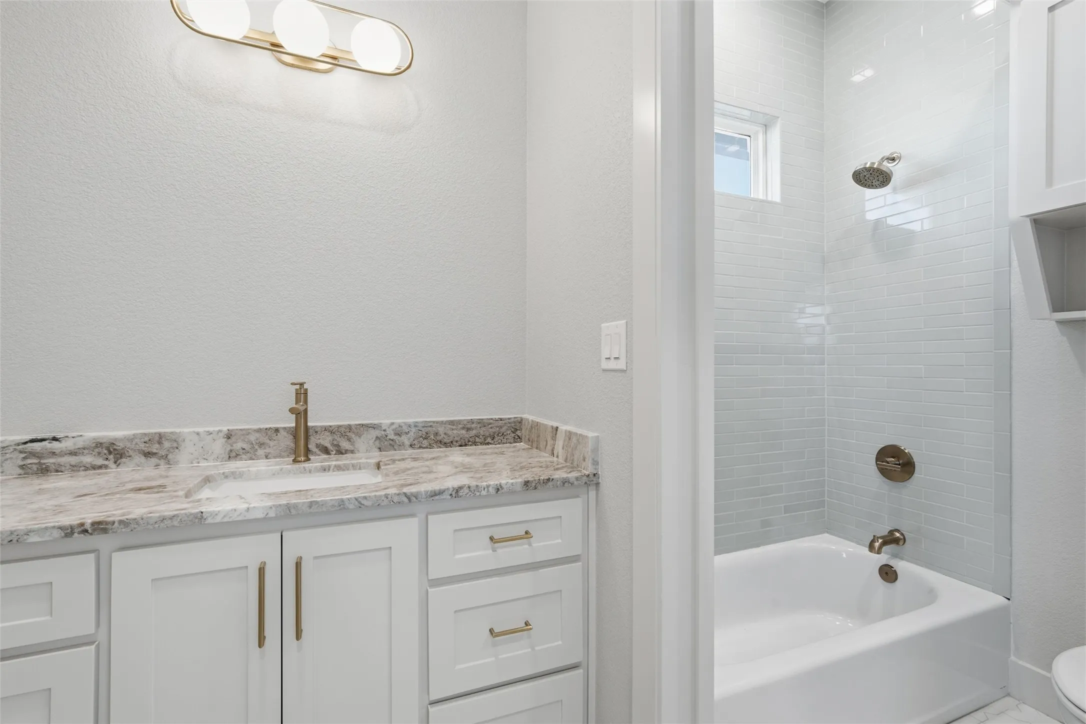 Single Family Residence For Sale in Mc Lennan County , 348 Lacek Mill Road, China Spring, Texas 76633, 4 Bedroom, 4 Bathroom, 2 Garage spaces, 2,847 Sqft, built in 2026, New Construction - Complete, mls#21179127, Real Estate Agent in China Spring, Homes For Sale in Mc Lennan county, Homes For Sale in China Spring, Realtor in China Spring Texas, Real Estate Brokerage Independent Realty Texas, Luminita Cordes Realtor