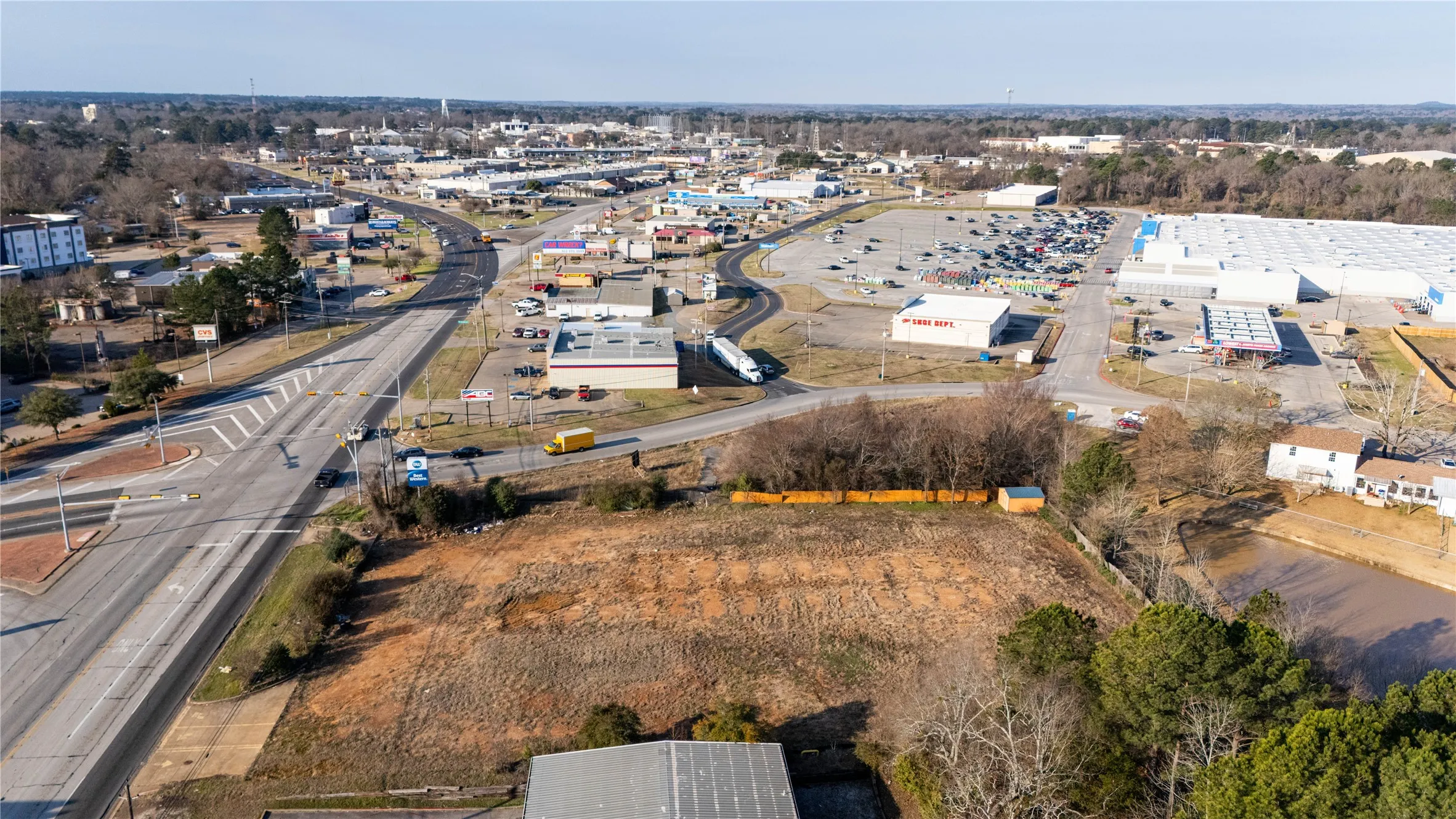 Unimproved Land For Sale in Gregg County , 1411 US 259, Kilgore, Texas 75662, 0, 0, Garage spaces, 0 Sqft, built in 1800, Unknown, Price $1,115,000, mls#21179456, Real Estate Agent in Kilgore, Homes For Sale in Gregg county, Homes For Sale in Kilgore, Realtor in Kilgore Texas, Real Estate Brokerage Independent Realty Texas, Luminita Cordes Realtor