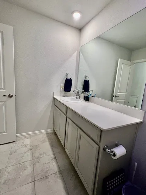 Single Family Residence For Sale in Kaufman County , 2115 Silver Charm Lane, Forney, Texas 75126, 3 Bedroom, 3 Bathroom, 2 Garage spaces, 2,423 Sqft, built in 2020, mls#21179484, Real Estate Agent in Forney, Homes For Sale in Kaufman county, Homes For Sale in Forney, Realtor in Forney Texas, Real Estate Brokerage Independent Realty Texas, Luminita Cordes Realtor