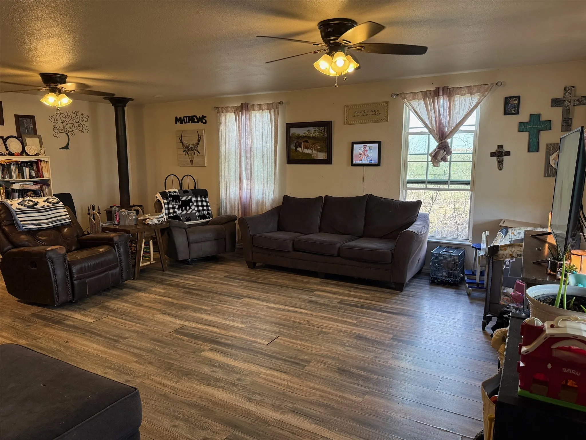 Single Family Residence For Sale in Bosque County , 3357 Fm 217, Valley Mills, Texas 76689, 3 Bedrooms, 2 Bathrooms, Garage spaces, 1,832 Sqft, built in 1950, Price $158,900, mls#21179507, Real Estate Agent in Valley Mills, Homes For Sale in Bosque county, Homes For Sale in Valley Mills, Realtor in Valley Mills Texas, Real Estate Brokerage Independent Realty Texas, Luminita Cordes Realtor