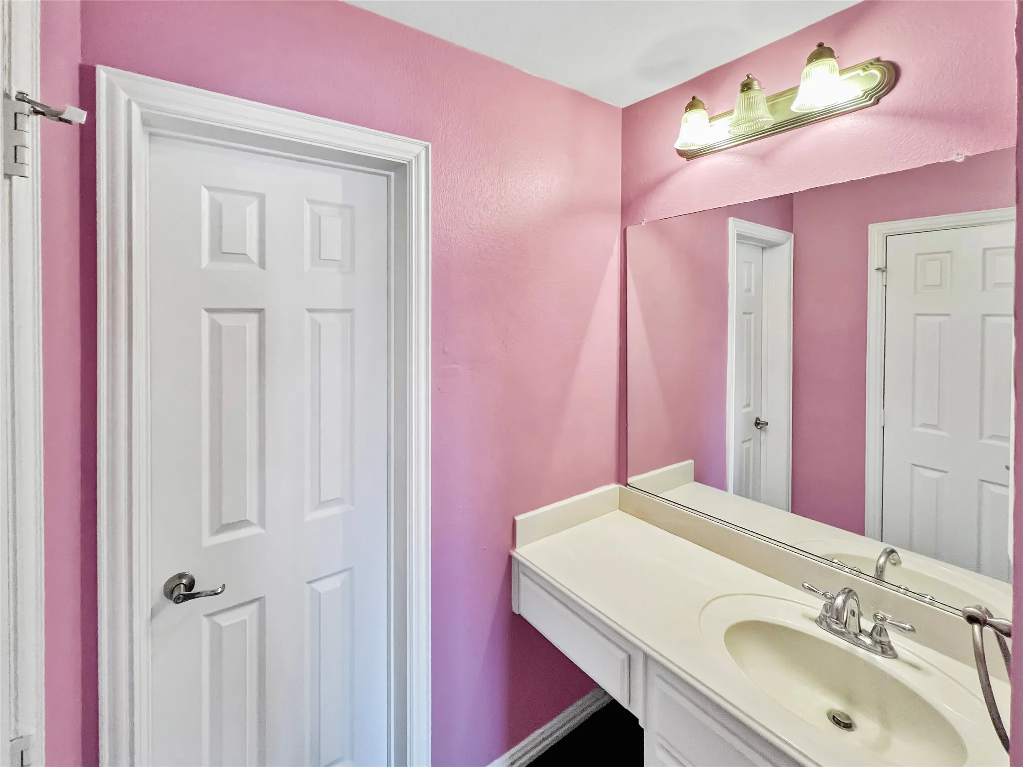 Single Family Residence For Sale in Tarrant County , 2715 Magellan, Grand Prairie, Texas 75054, 4 Bedroom, 4 Bathroom, 2 Garage spaces, 4,380 Sqft, built in 2006, Price $475,000, mls#21177497, Real Estate Agent in Grand Prairie, Homes For Sale in Tarrant county, Homes For Sale in Grand Prairie, Realtor in Grand Prairie Texas, Real Estate Brokerage Independent Realty Texas, Luminita Cordes Realtor
