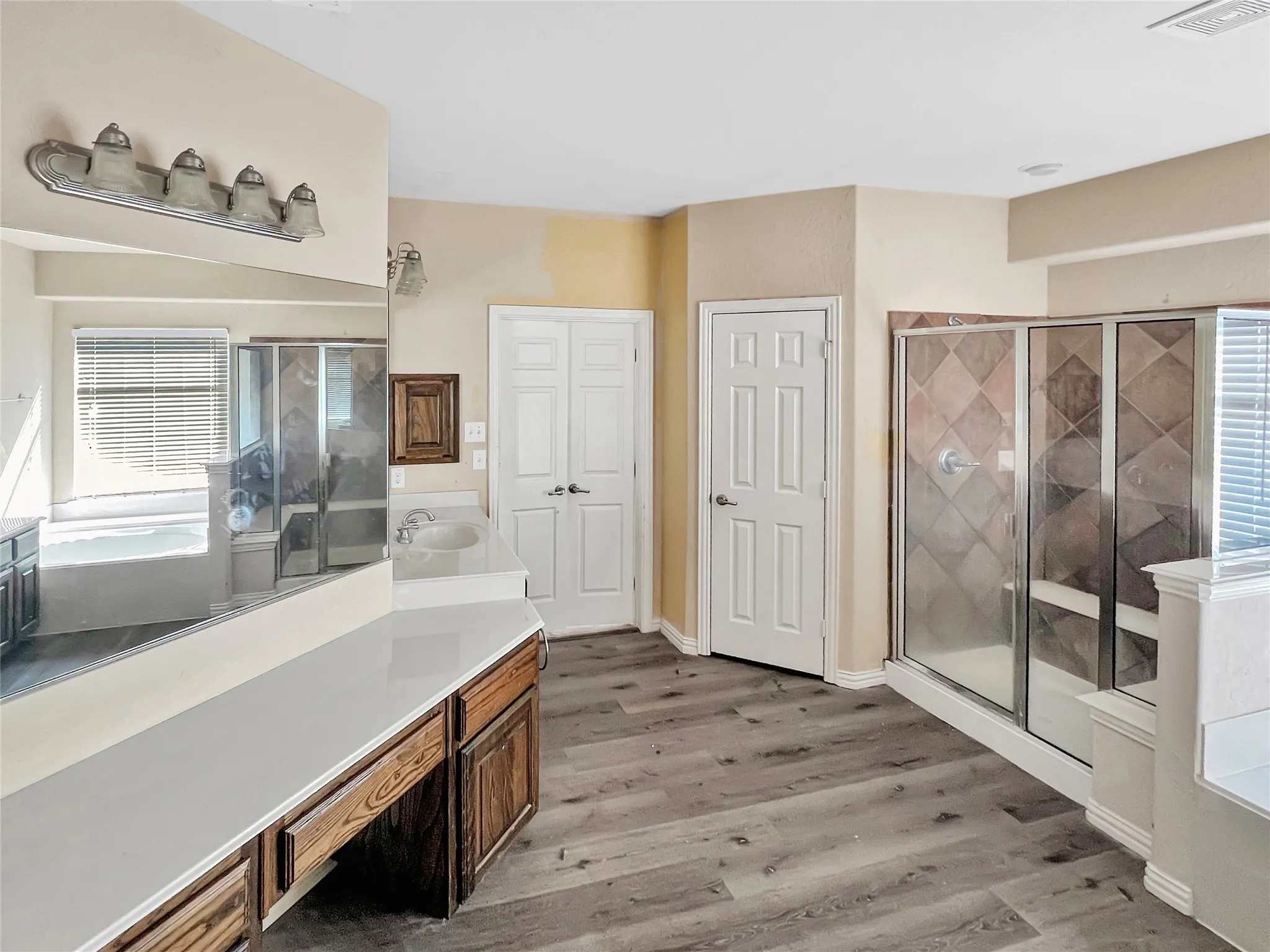 Single Family Residence For Sale in Tarrant County , 2715 Magellan, Grand Prairie, Texas 75054, 4 Bedroom, 4 Bathroom, 2 Garage spaces, 4,380 Sqft, built in 2006, Price $475,000, mls#21177497, Real Estate Agent in Grand Prairie, Homes For Sale in Tarrant county, Homes For Sale in Grand Prairie, Realtor in Grand Prairie Texas, Real Estate Brokerage Independent Realty Texas, Luminita Cordes Realtor