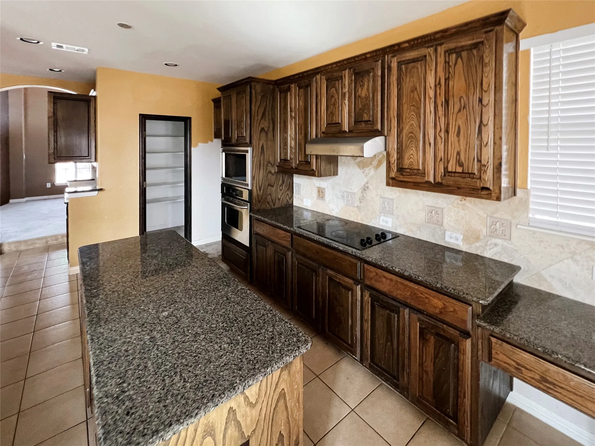 Single Family Residence For Sale in Tarrant County , 2715 Magellan, Grand Prairie, Texas 75054, 4 Bedroom, 4 Bathroom, 2 Garage spaces, 4,380 Sqft, built in 2006, Price $475,000, mls#21177497, Real Estate Agent in Grand Prairie, Homes For Sale in Tarrant county, Homes For Sale in Grand Prairie, Realtor in Grand Prairie Texas, Real Estate Brokerage Independent Realty Texas, Luminita Cordes Realtor