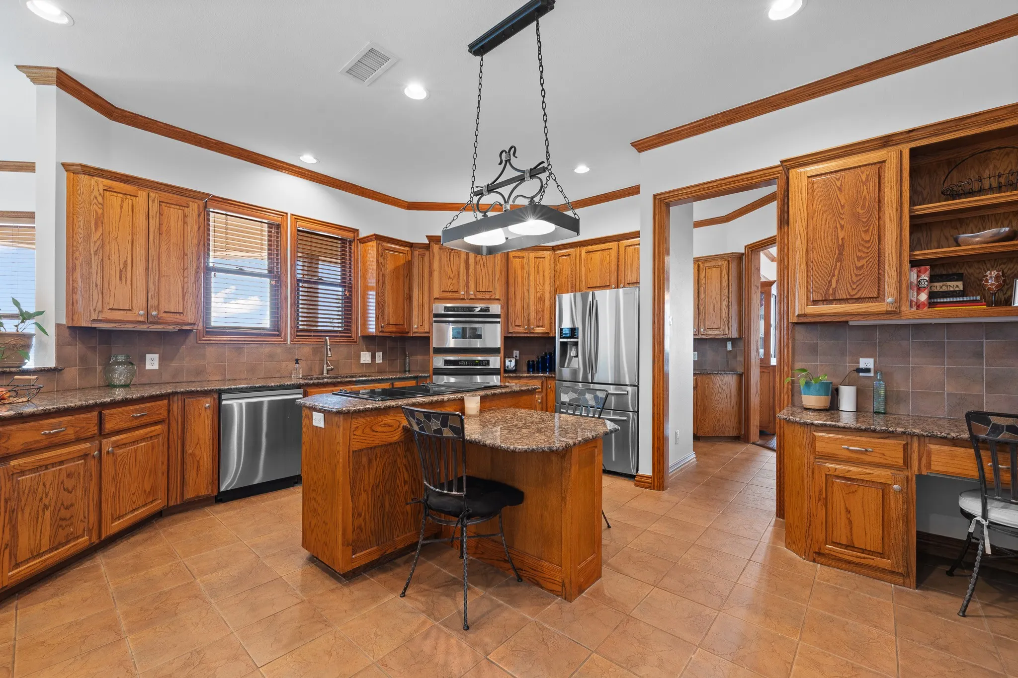 Farm For Sale in Johnson County , 4520 S Nolan River Road, Cleburne, Texas 76033, 5 Bedroom, 6 Bathroom, 3 Garage spaces, 5,510 Sqft, built in 2001, Price $1,590,000, mls#21179574, Real Estate Agent in Cleburne, Homes For Sale in Johnson county, Homes For Sale in Cleburne, Realtor in Cleburne Texas, Real Estate Brokerage Independent Realty Texas, Luminita Cordes Realtor
