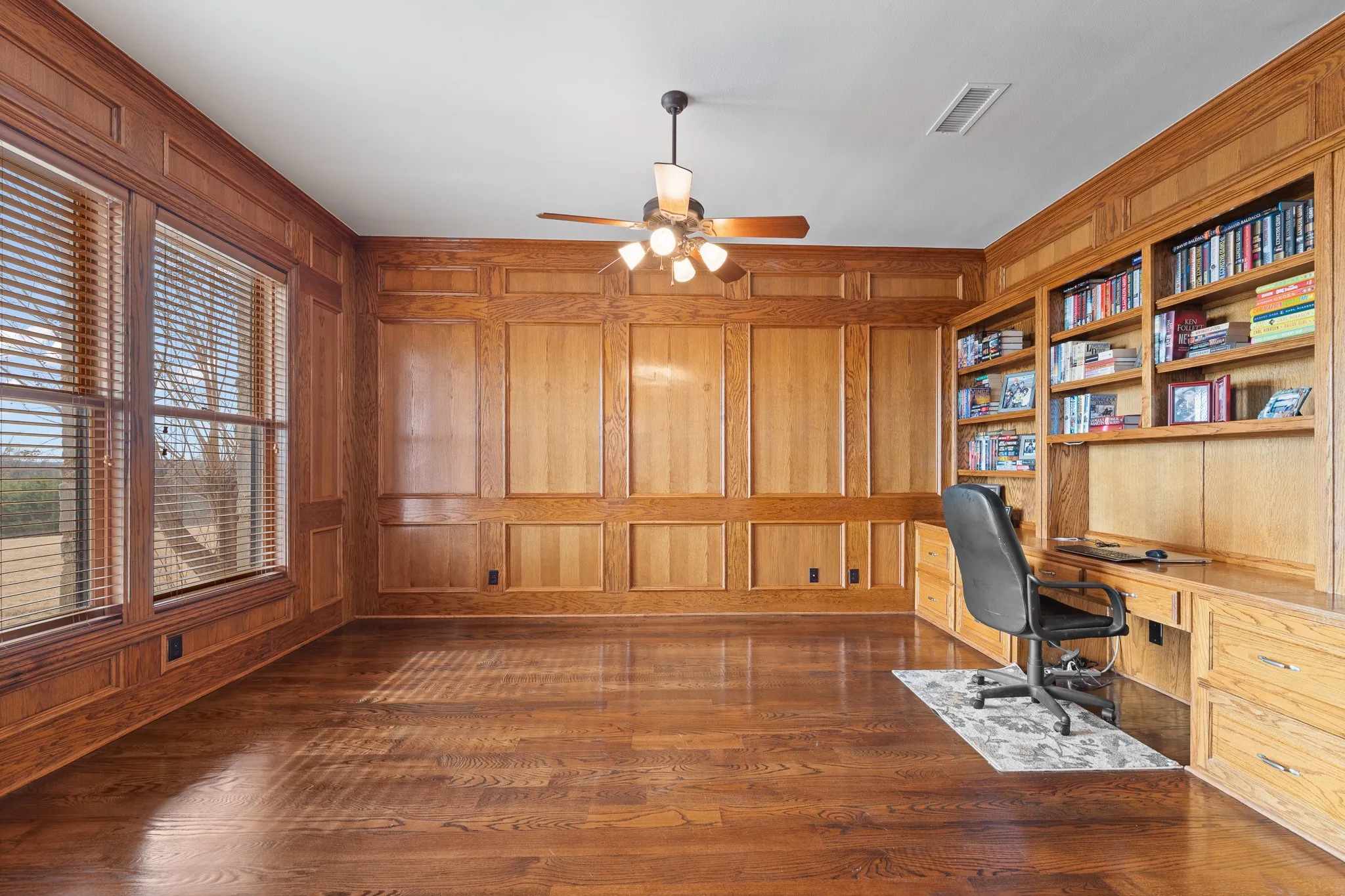 Farm For Sale in Johnson County , 4520 S Nolan River Road, Cleburne, Texas 76033, 5 Bedroom, 6 Bathroom, 3 Garage spaces, 5,510 Sqft, built in 2001, Price $1,590,000, mls#21179574, Real Estate Agent in Cleburne, Homes For Sale in Johnson county, Homes For Sale in Cleburne, Realtor in Cleburne Texas, Real Estate Brokerage Independent Realty Texas, Luminita Cordes Realtor