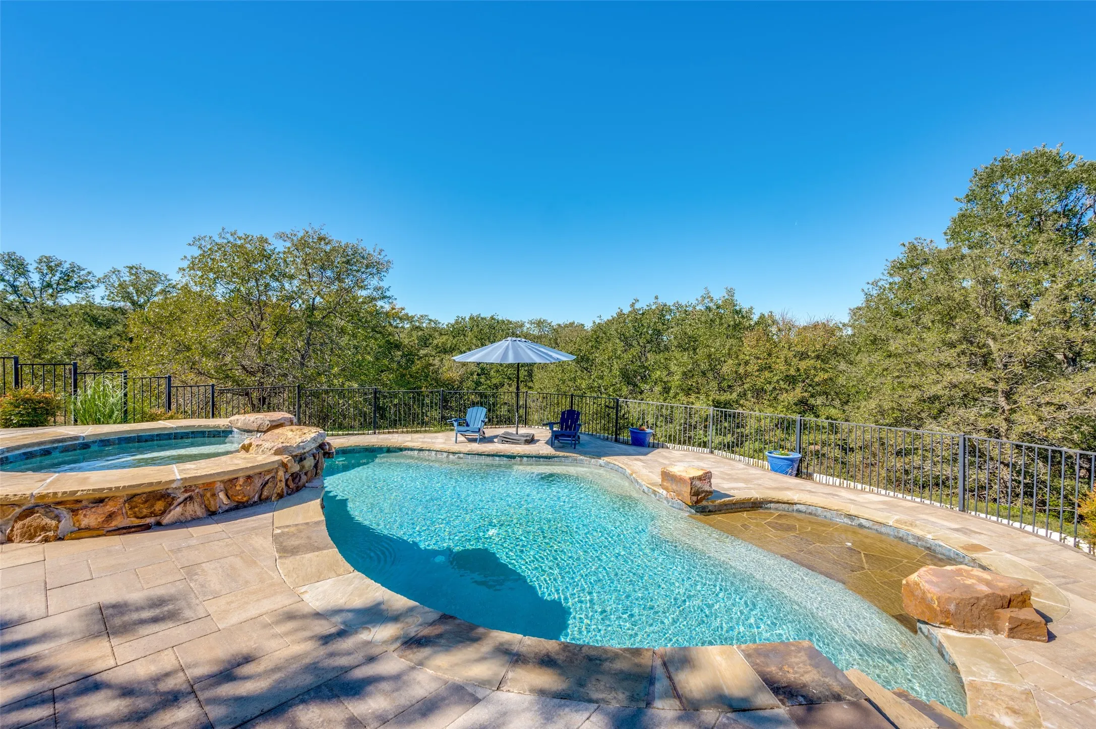 Single Family Residence For Sale in Denton County , 1450 Woodland Drive, Cross Roads, Texas 76227, 3 Bedroom, 3 Bathroom, 3 Garage spaces, 2,802 Sqft, built in 2014, mls#21178937, Real Estate Agent in Cross Roads, Homes For Sale in Denton county, Homes For Sale in Cross Roads, Realtor in Cross Roads Texas, Real Estate Brokerage Independent Realty Texas, Luminita Cordes Realtor