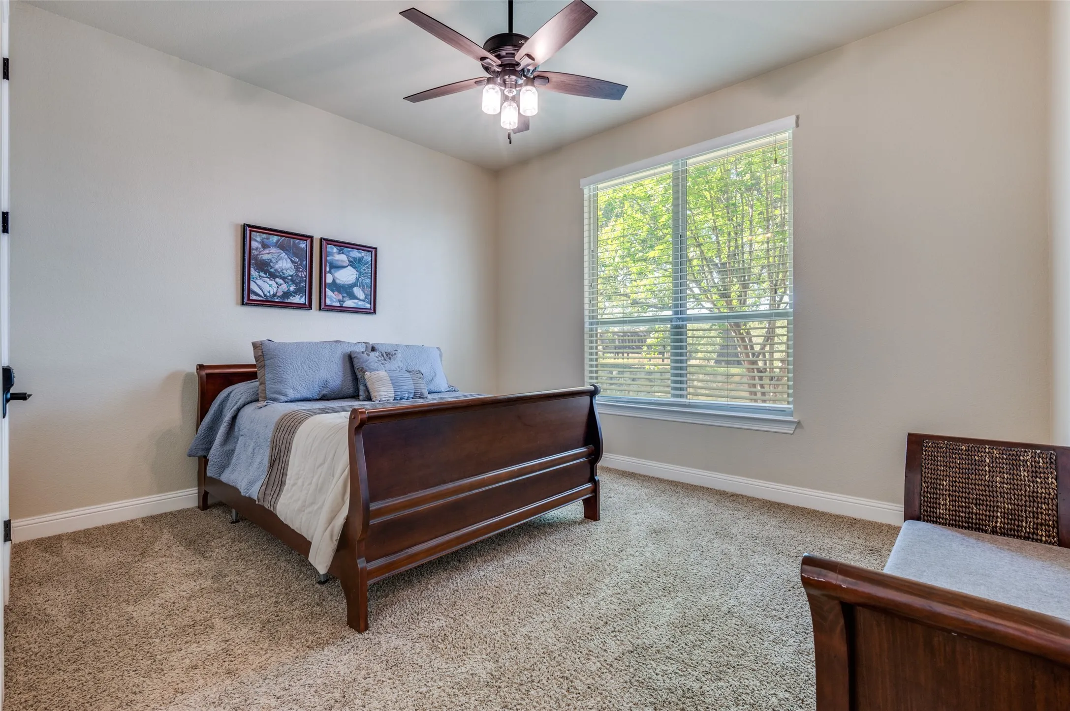 Single Family Residence For Sale in Denton County , 1450 Woodland Drive, Cross Roads, Texas 76227, 3 Bedroom, 3 Bathroom, 3 Garage spaces, 2,802 Sqft, built in 2014, mls#21178937, Real Estate Agent in Cross Roads, Homes For Sale in Denton county, Homes For Sale in Cross Roads, Realtor in Cross Roads Texas, Real Estate Brokerage Independent Realty Texas, Luminita Cordes Realtor