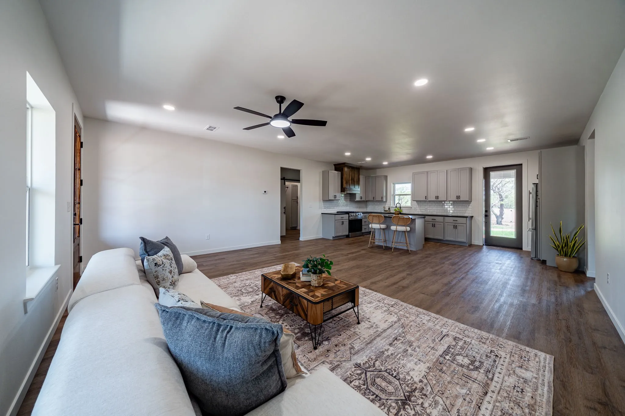 Single Family Residence For Sale in Jones County , 705 E Davenport, Stamford, Texas 79553, 3 Bedroom, 2 Bathroom, 2 Garage spaces, 1,606 Sqft, built in 2026, New Construction - Incomplete, mls#21179596, Real Estate Agent in Stamford, Homes For Sale in Jones county, Homes For Sale in Stamford, Realtor in Stamford Texas, Real Estate Brokerage Independent Realty Texas, Luminita Cordes Realtor