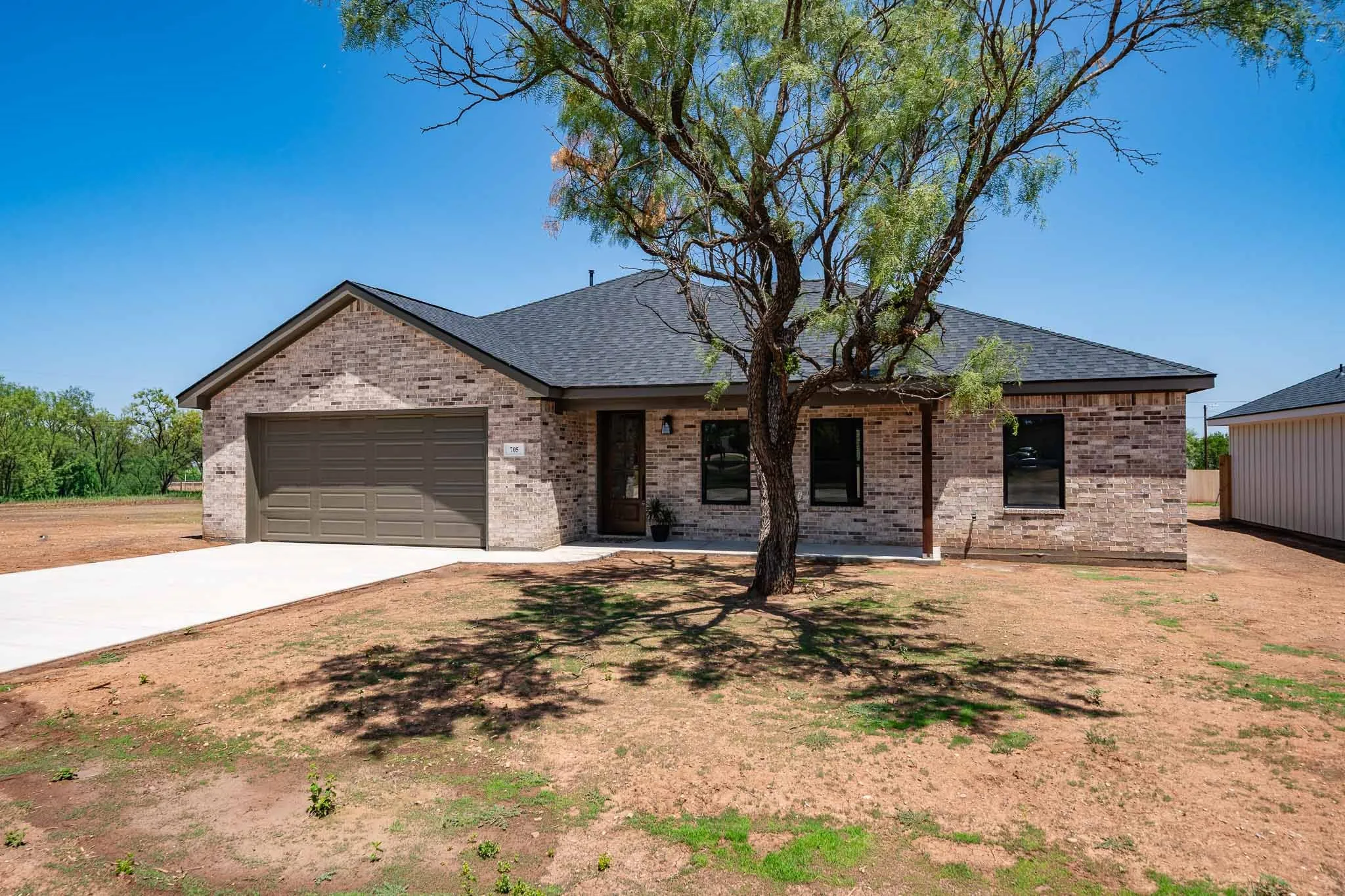 Single Family Residence For Sale in Jones County , 705 E Davenport, Stamford, Texas 79553, 3 Bedroom, 2 Bathroom, 2 Garage spaces, 1,606 Sqft, built in 2026, New Construction - Incomplete, mls#21179596, Real Estate Agent in Stamford, Homes For Sale in Jones county, Homes For Sale in Stamford, Realtor in Stamford Texas, Real Estate Brokerage Independent Realty Texas, Luminita Cordes Realtor