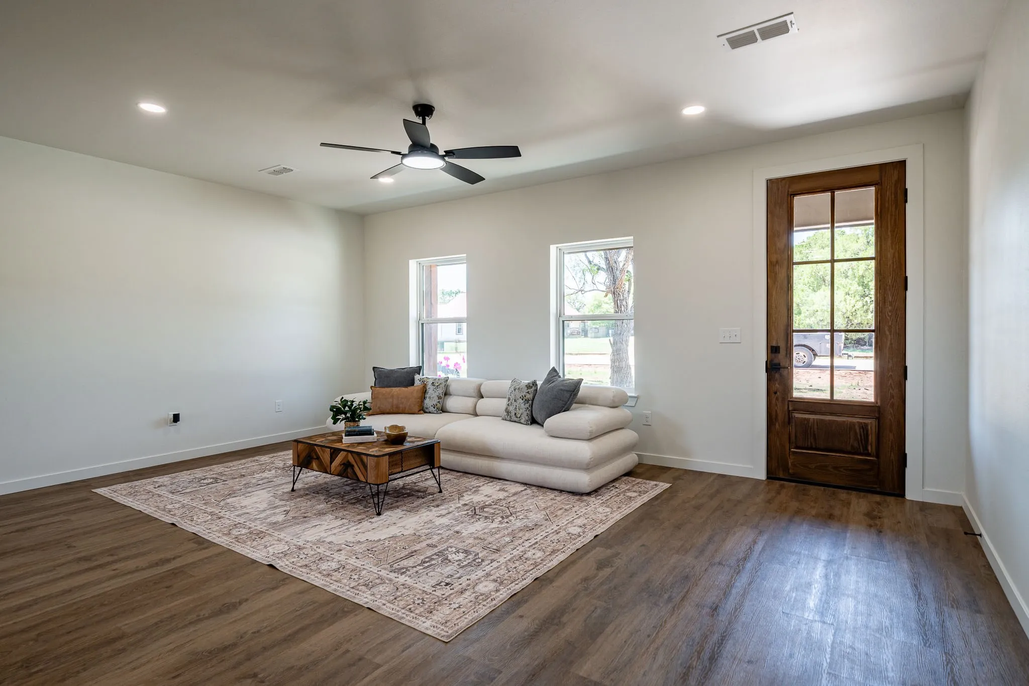 Single Family Residence For Sale in Jones County , 705 E Davenport, Stamford, Texas 79553, 3 Bedroom, 2 Bathroom, 2 Garage spaces, 1,606 Sqft, built in 2026, New Construction - Incomplete, mls#21179596, Real Estate Agent in Stamford, Homes For Sale in Jones county, Homes For Sale in Stamford, Realtor in Stamford Texas, Real Estate Brokerage Independent Realty Texas, Luminita Cordes Realtor