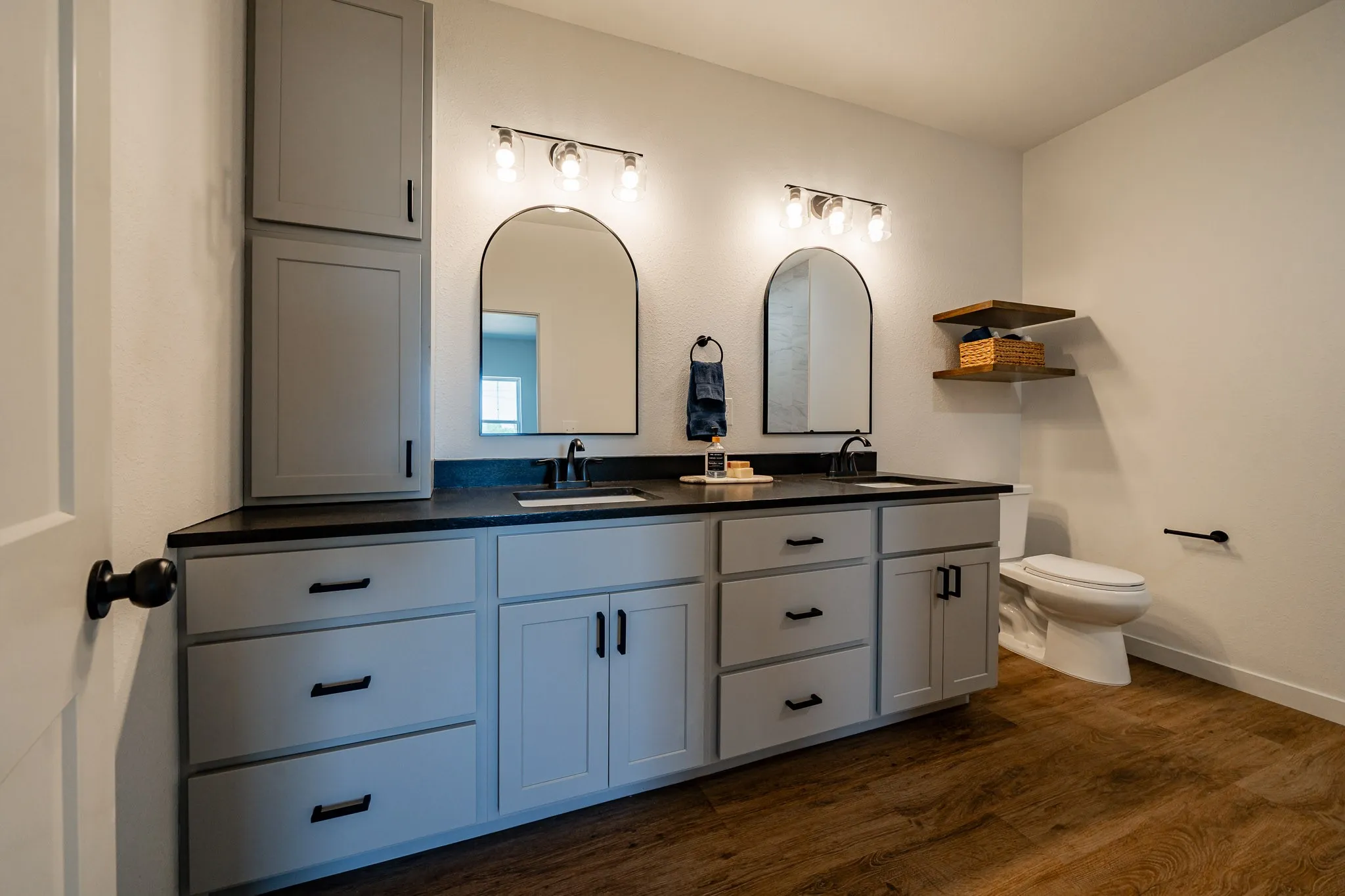 Single Family Residence For Sale in Jones County , 705 E Davenport, Stamford, Texas 79553, 3 Bedroom, 2 Bathroom, 2 Garage spaces, 1,606 Sqft, built in 2026, New Construction - Incomplete, mls#21179596, Real Estate Agent in Stamford, Homes For Sale in Jones county, Homes For Sale in Stamford, Realtor in Stamford Texas, Real Estate Brokerage Independent Realty Texas, Luminita Cordes Realtor