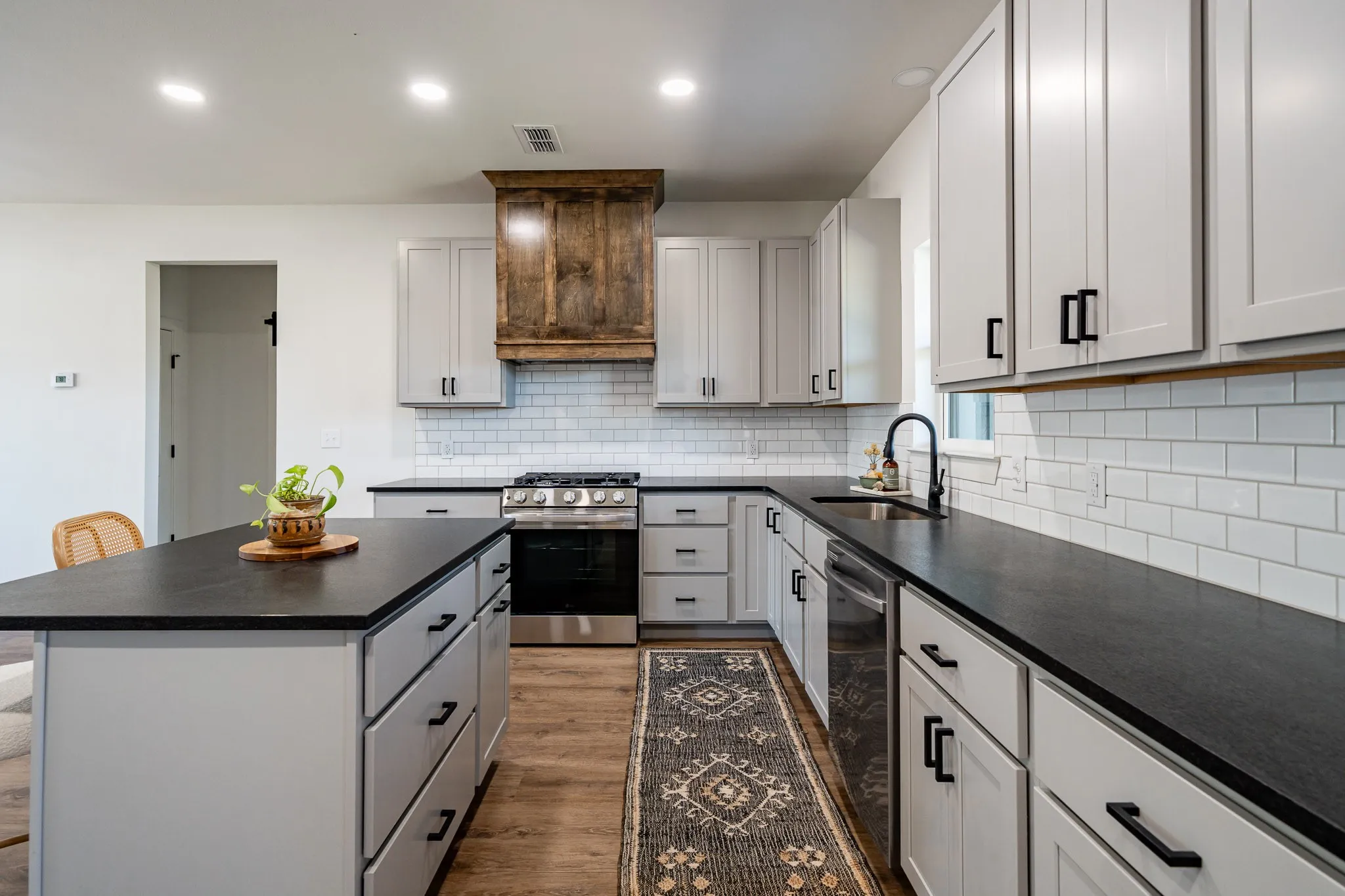 Single Family Residence For Sale in Jones County , 705 E Davenport, Stamford, Texas 79553, 3 Bedroom, 2 Bathroom, 2 Garage spaces, 1,606 Sqft, built in 2026, New Construction - Incomplete, mls#21179596, Real Estate Agent in Stamford, Homes For Sale in Jones county, Homes For Sale in Stamford, Realtor in Stamford Texas, Real Estate Brokerage Independent Realty Texas, Luminita Cordes Realtor