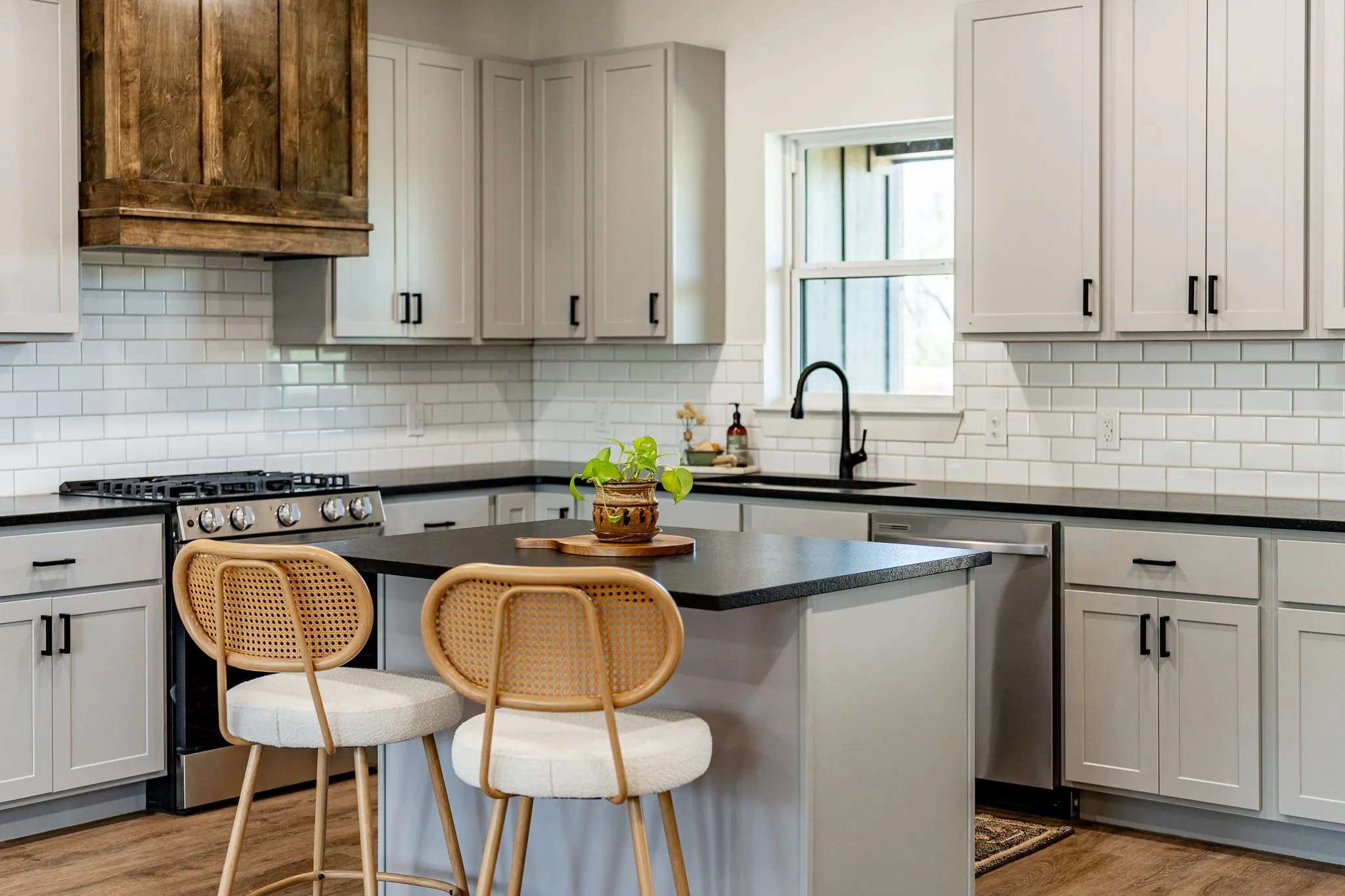 Single Family Residence For Sale in Jones County , 705 E Davenport, Stamford, Texas 79553, 3 Bedroom, 2 Bathroom, 2 Garage spaces, 1,606 Sqft, built in 2026, New Construction - Incomplete, mls#21179596, Real Estate Agent in Stamford, Homes For Sale in Jones county, Homes For Sale in Stamford, Realtor in Stamford Texas, Real Estate Brokerage Independent Realty Texas, Luminita Cordes Realtor