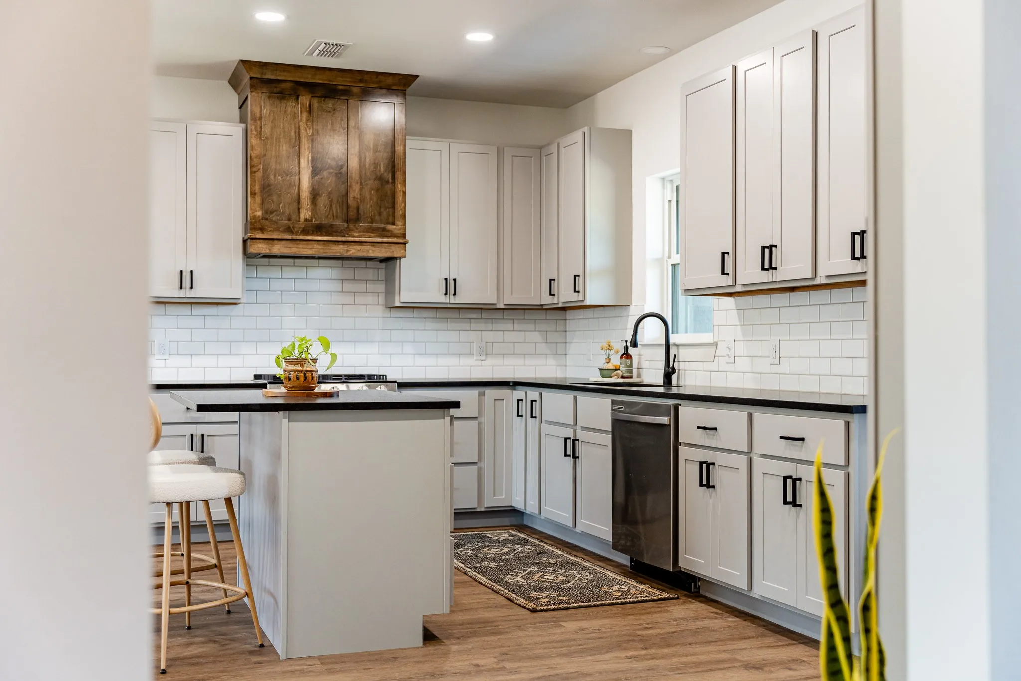 Single Family Residence For Sale in Jones County , 705 E Davenport, Stamford, Texas 79553, 3 Bedroom, 2 Bathroom, 2 Garage spaces, 1,606 Sqft, built in 2026, New Construction - Incomplete, mls#21179596, Real Estate Agent in Stamford, Homes For Sale in Jones county, Homes For Sale in Stamford, Realtor in Stamford Texas, Real Estate Brokerage Independent Realty Texas, Luminita Cordes Realtor