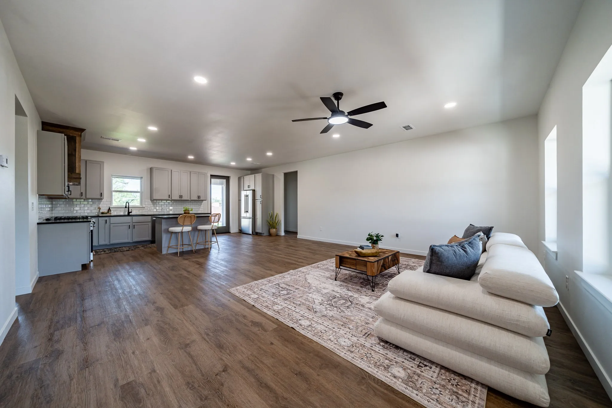 Single Family Residence For Sale in Jones County , 705 E Davenport, Stamford, Texas 79553, 3 Bedroom, 2 Bathroom, 2 Garage spaces, 1,606 Sqft, built in 2026, New Construction - Incomplete, mls#21179596, Real Estate Agent in Stamford, Homes For Sale in Jones county, Homes For Sale in Stamford, Realtor in Stamford Texas, Real Estate Brokerage Independent Realty Texas, Luminita Cordes Realtor