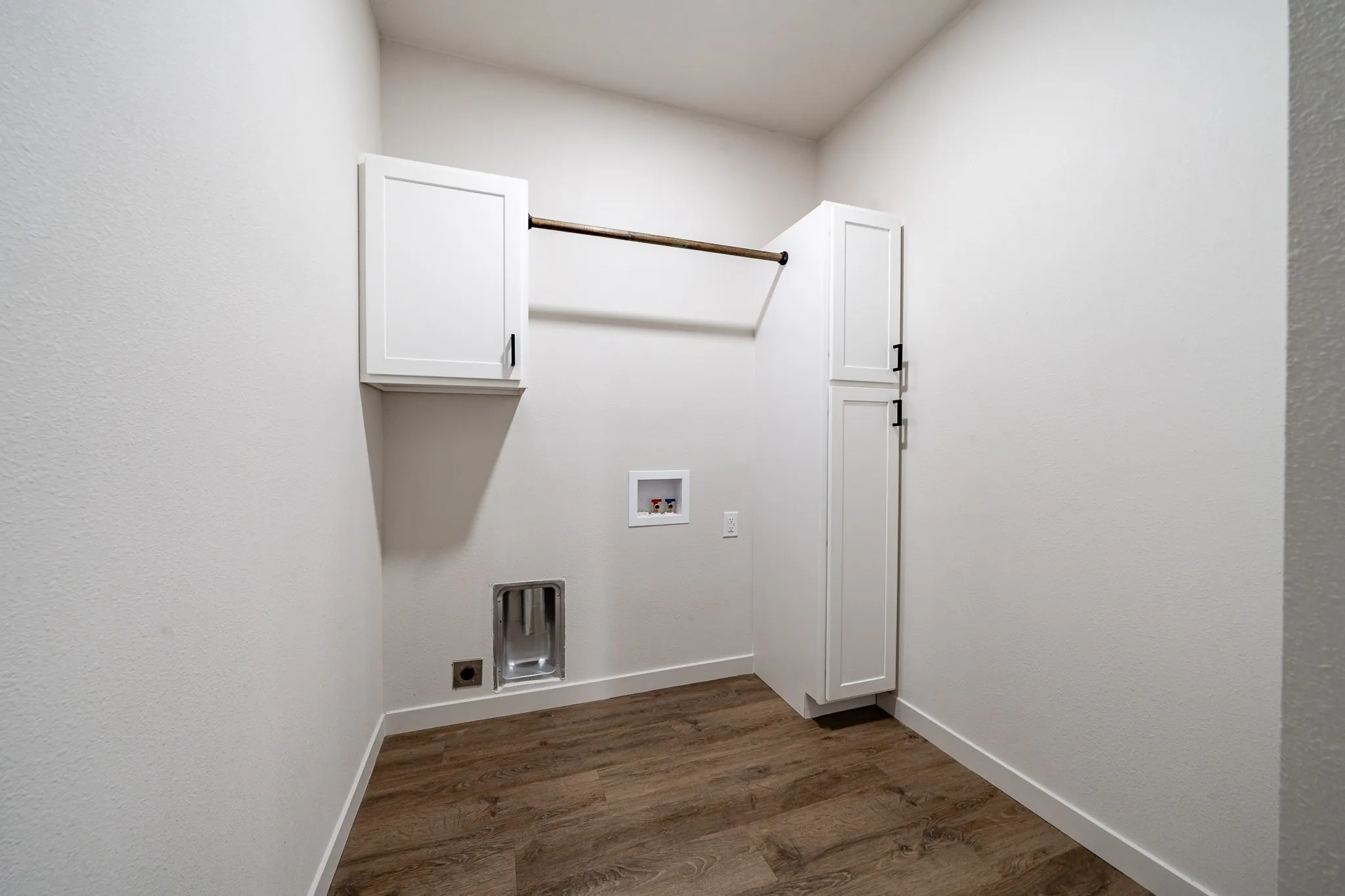 Single Family Residence For Sale in Jones County , 707 E Davenport, Stamford, Texas 79553, 3 Bedroom, 2 Bathroom, 2 Garage spaces, 1,633 Sqft, built in 2026, mls#21179647, Real Estate Agent in Stamford, Homes For Sale in Jones county, Homes For Sale in Stamford, Realtor in Stamford Texas, Real Estate Brokerage Independent Realty Texas, Luminita Cordes Realtor