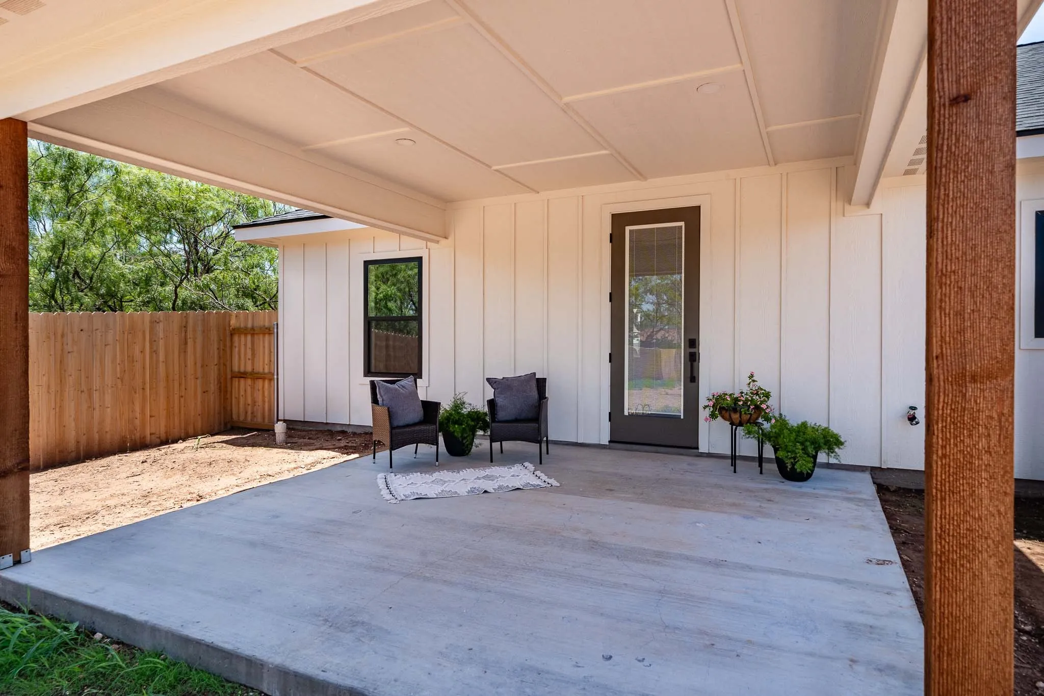 Single Family Residence For Sale in Jones County , 707 E Davenport, Stamford, Texas 79553, 3 Bedroom, 2 Bathroom, 2 Garage spaces, 1,633 Sqft, built in 2026, mls#21179647, Real Estate Agent in Stamford, Homes For Sale in Jones county, Homes For Sale in Stamford, Realtor in Stamford Texas, Real Estate Brokerage Independent Realty Texas, Luminita Cordes Realtor