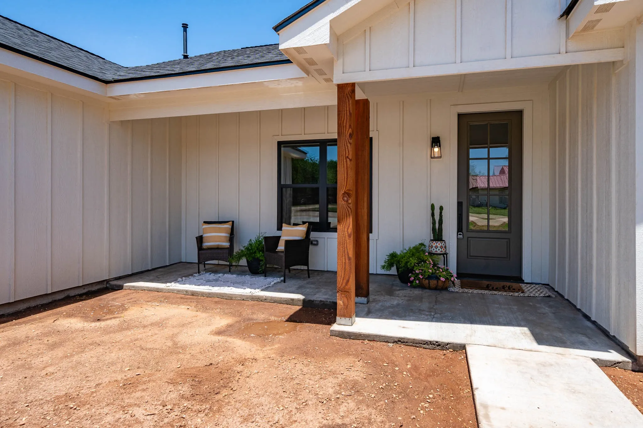 Single Family Residence For Sale in Jones County , 707 E Davenport, Stamford, Texas 79553, 3 Bedroom, 2 Bathroom, 2 Garage spaces, 1,633 Sqft, built in 2026, mls#21179647, Real Estate Agent in Stamford, Homes For Sale in Jones county, Homes For Sale in Stamford, Realtor in Stamford Texas, Real Estate Brokerage Independent Realty Texas, Luminita Cordes Realtor