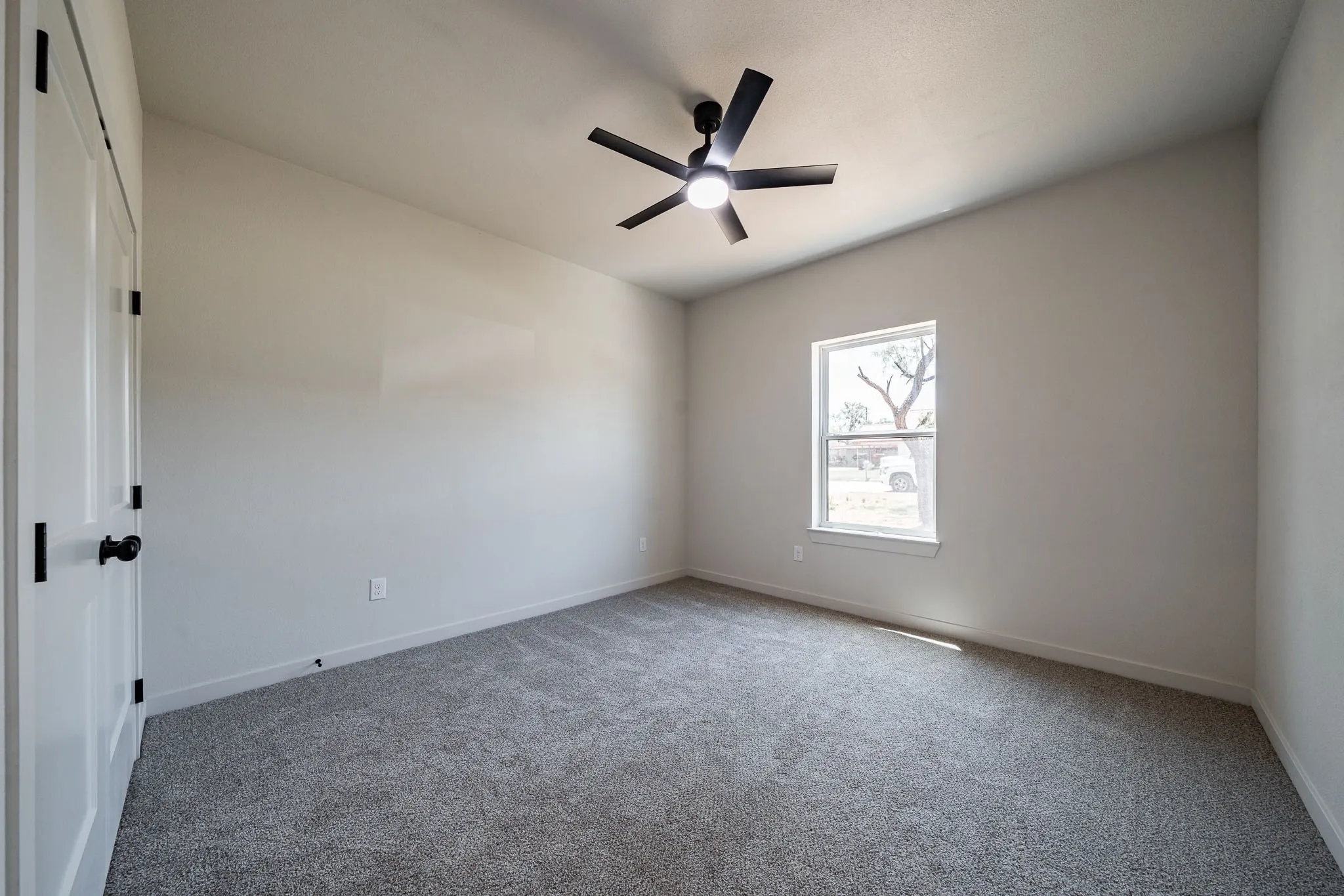 Single Family Residence For Sale in Jones County , 707 E Davenport, Stamford, Texas 79553, 3 Bedroom, 2 Bathroom, 2 Garage spaces, 1,633 Sqft, built in 2026, mls#21179647, Real Estate Agent in Stamford, Homes For Sale in Jones county, Homes For Sale in Stamford, Realtor in Stamford Texas, Real Estate Brokerage Independent Realty Texas, Luminita Cordes Realtor