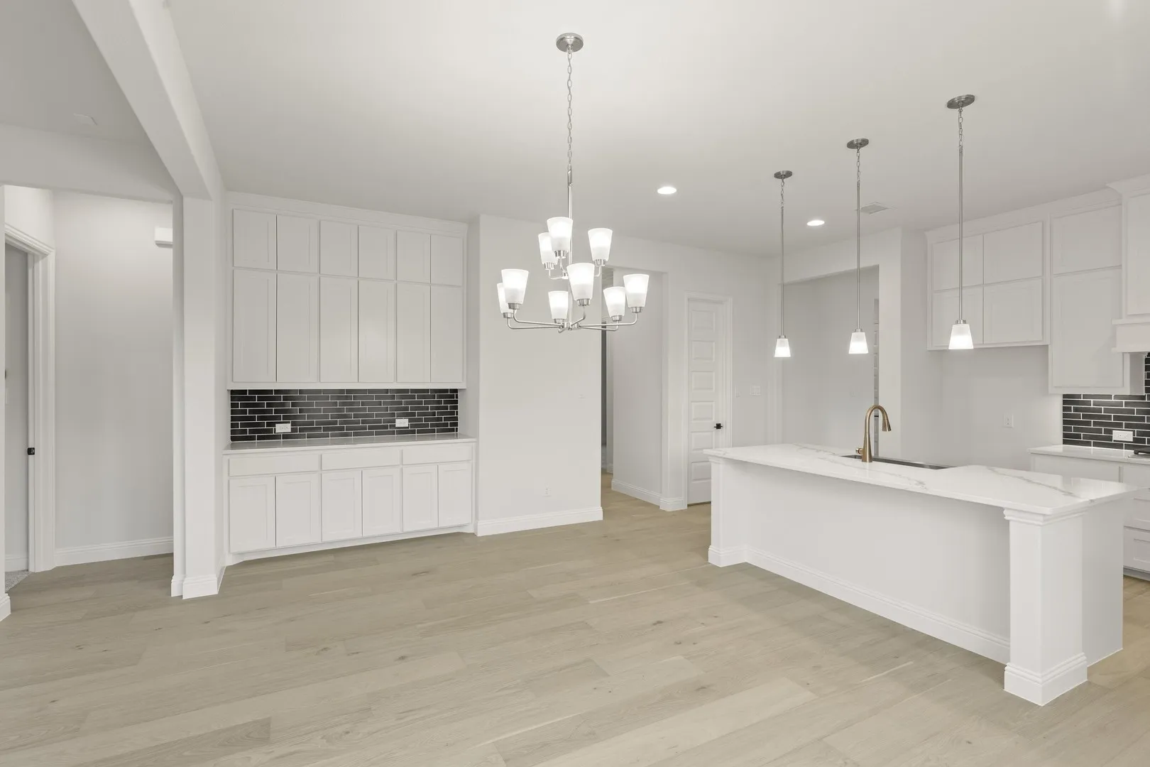 11. 8505 Watersway - Nook (2)