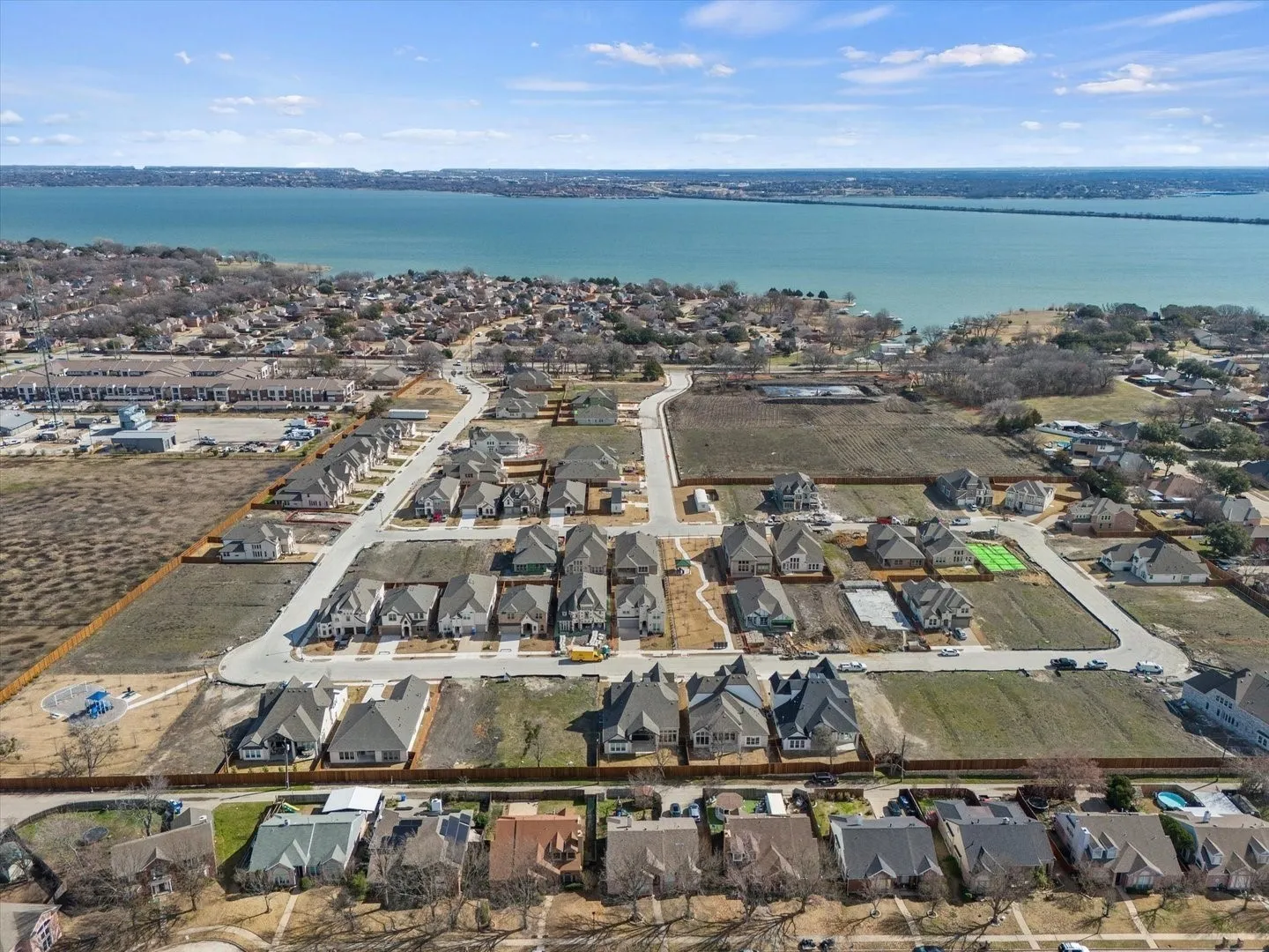 3-Lake Shore Aerial015