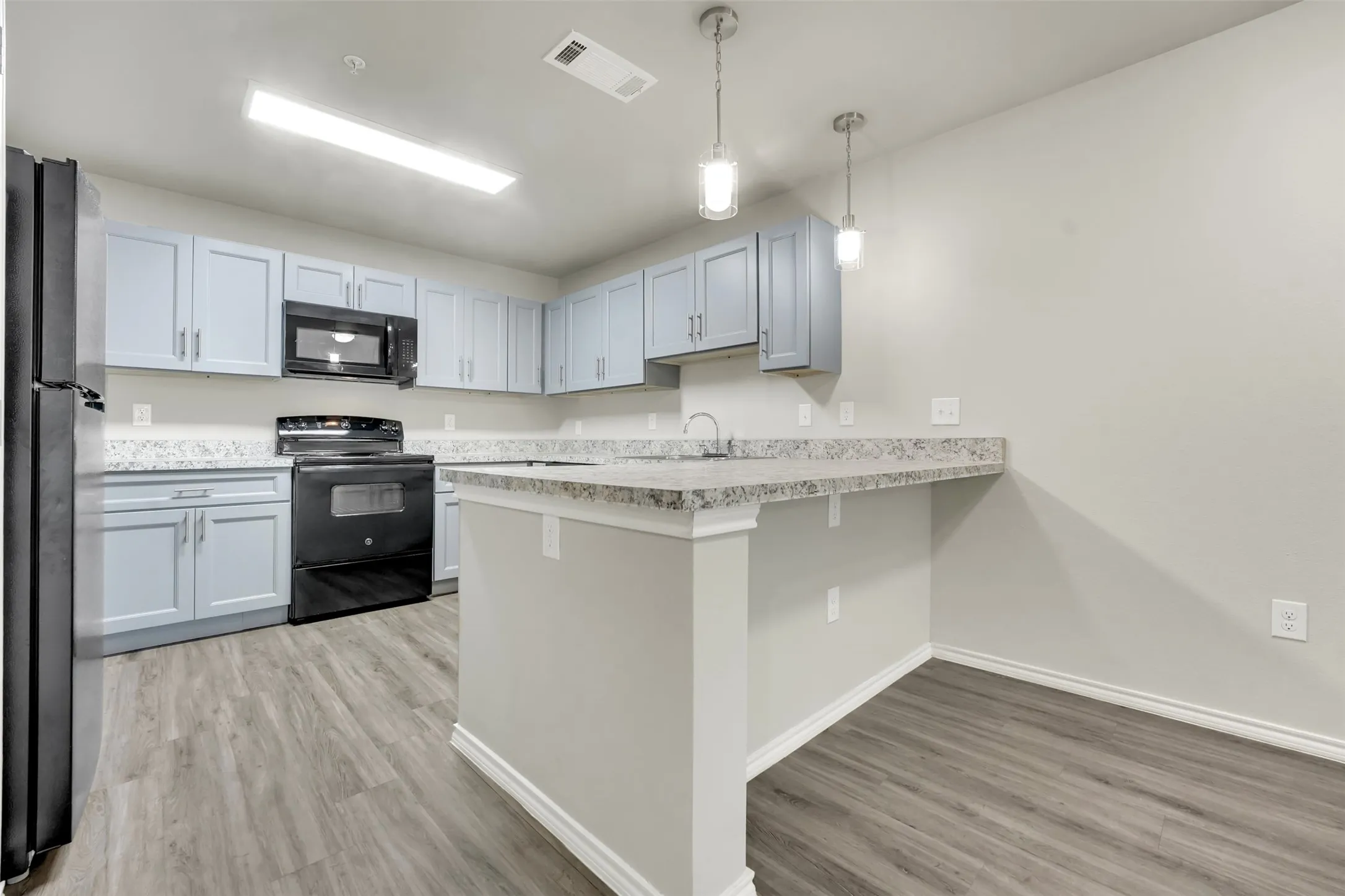 Condominium For Sale in Dallas County , 6108 Abrams Road 201, Dallas, Texas 75231, 2 Bedrooms, 1 Bathroom, Garage spaces, 801 Sqft, built in 2021, Preowned, Price $145,000, mls#21179930, Real Estate Agent in Dallas, Homes For Sale in Dallas county, Homes For Sale in Dallas, Realtor in Dallas Texas, Real Estate Brokerage Independent Realty Texas, Luminita Cordes Realtor