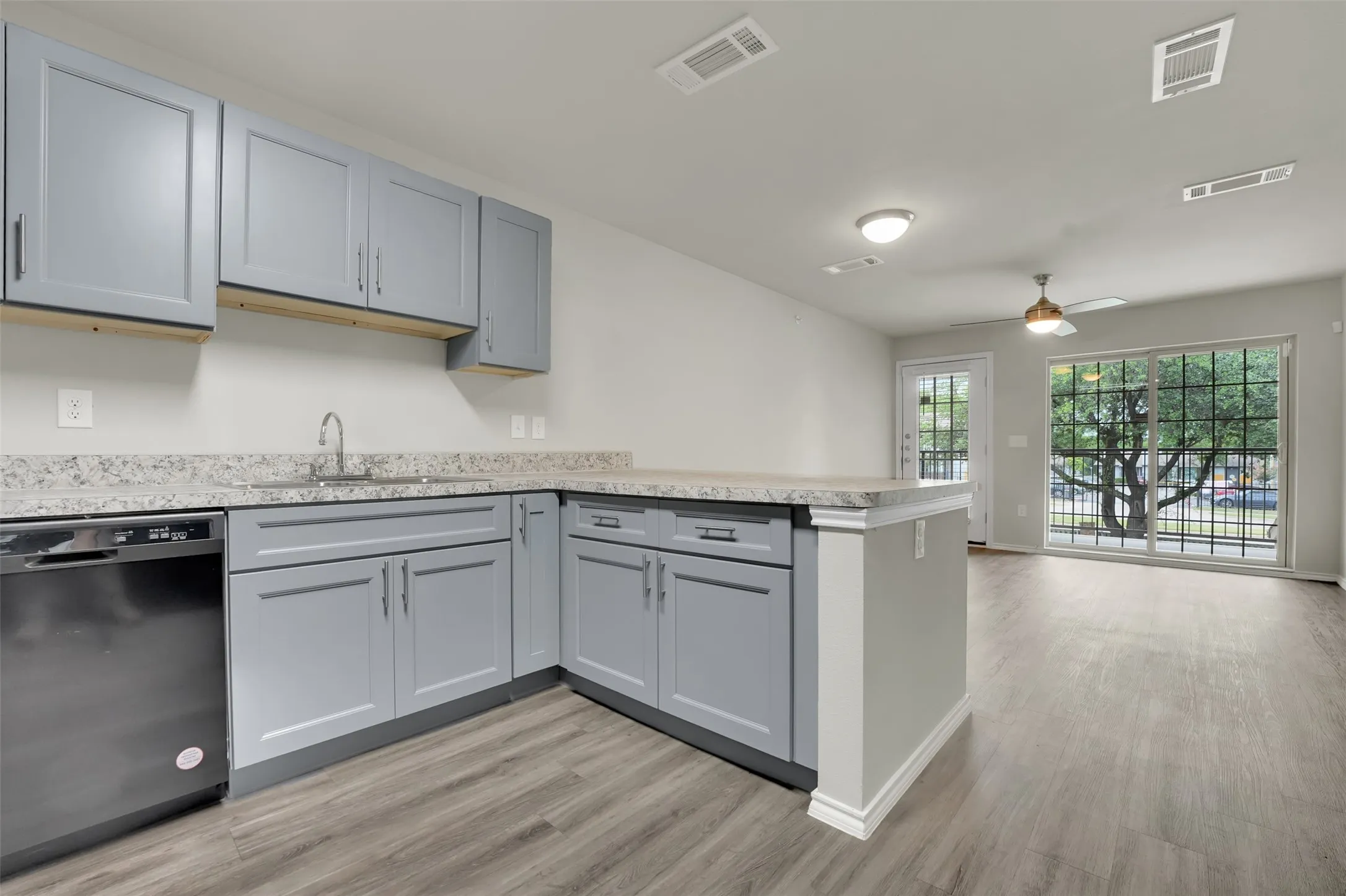 Condominium For Sale in Dallas County , 6108 Abrams Road 211, Dallas, Texas 75231, 2 Bedrooms, 1 Bathroom, Garage spaces, 702 Sqft, built in 2021, Preowned, Price $145,000, mls#21179997, Real Estate Agent in Dallas, Homes For Sale in Dallas county, Homes For Sale in Dallas, Realtor in Dallas Texas, Real Estate Brokerage Independent Realty Texas, Luminita Cordes Realtor