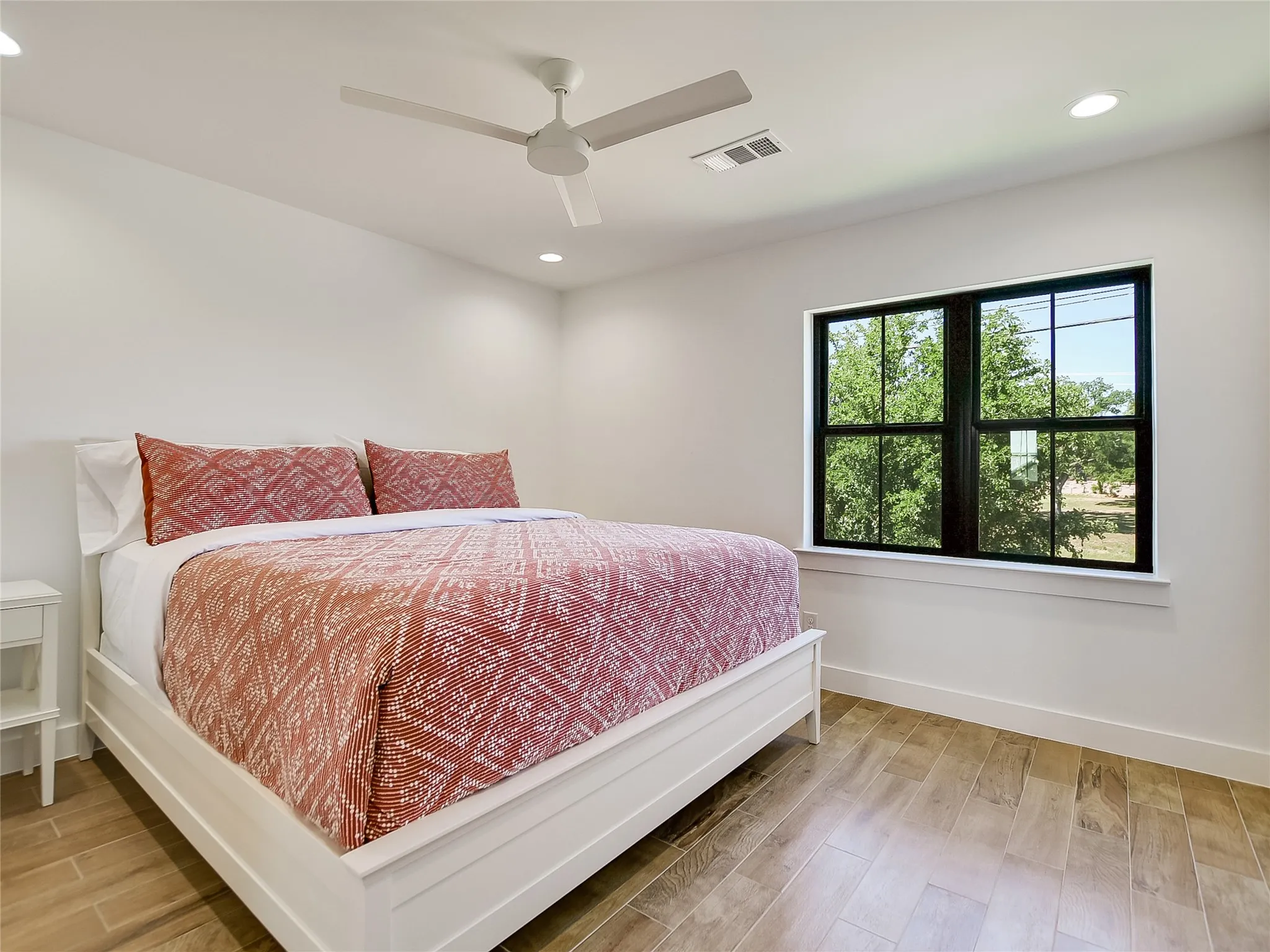 Single Family Residence For Sale in Llano County , 2403 Cherry Lane, Kingsland, Texas 78639, 4 Bedrooms, 4 Bathrooms, 2 Garage spaces, 2,932 Sqft, built in 2022, New Construction - Complete, Price $995,000, mls#21163525, Real Estate Agent in Kingsland, Homes For Sale in Llano county, Homes For Sale in Kingsland, Realtor in Kingsland Texas, Real Estate Brokerage Independent Realty Texas, Luminita Cordes Realtor