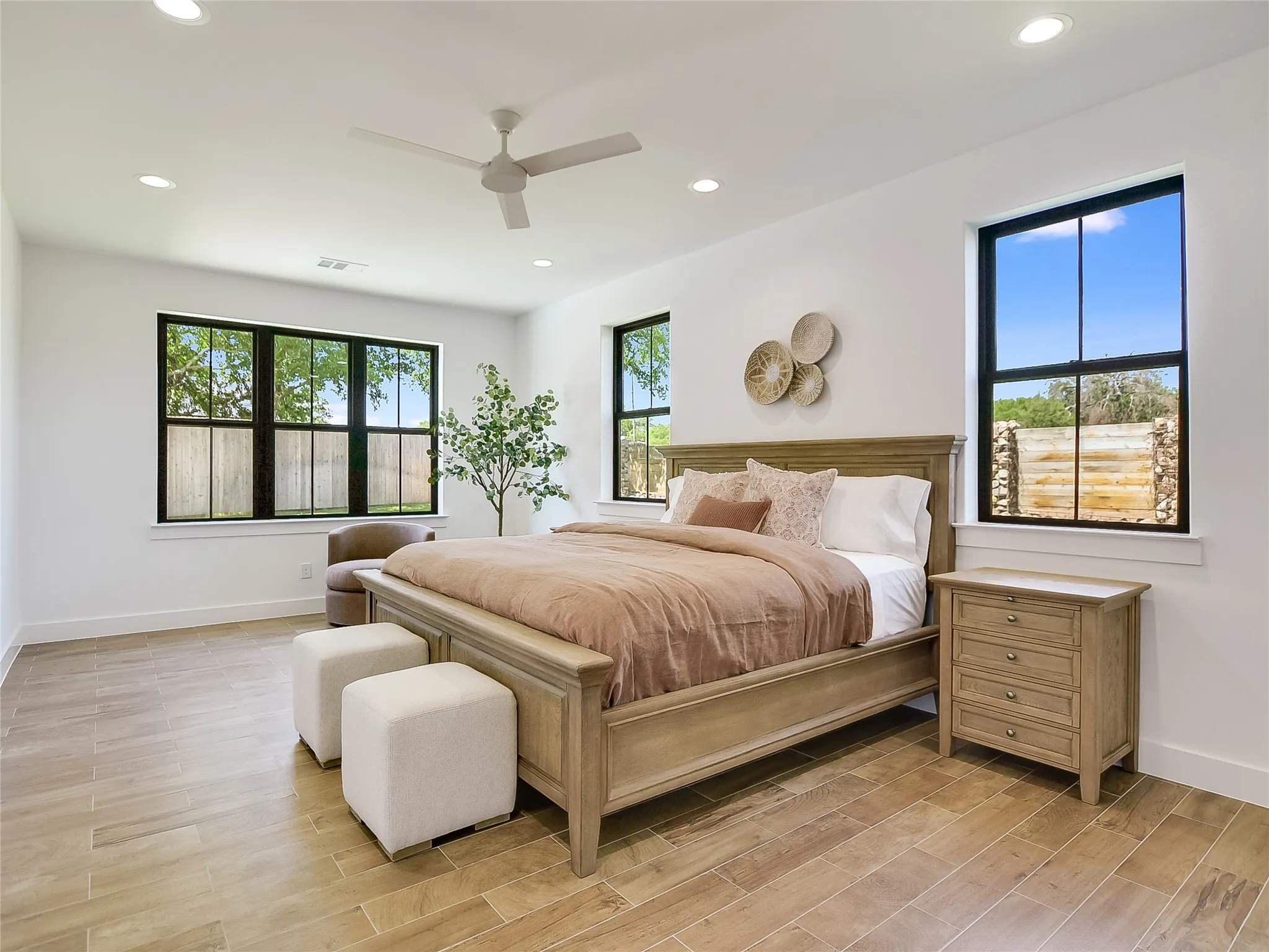 Single Family Residence For Sale in Llano County , 2403 Cherry Lane, Kingsland, Texas 78639, 4 Bedrooms, 4 Bathrooms, 2 Garage spaces, 2,932 Sqft, built in 2022, New Construction - Complete, Price $995,000, mls#21163525, Real Estate Agent in Kingsland, Homes For Sale in Llano county, Homes For Sale in Kingsland, Realtor in Kingsland Texas, Real Estate Brokerage Independent Realty Texas, Luminita Cordes Realtor