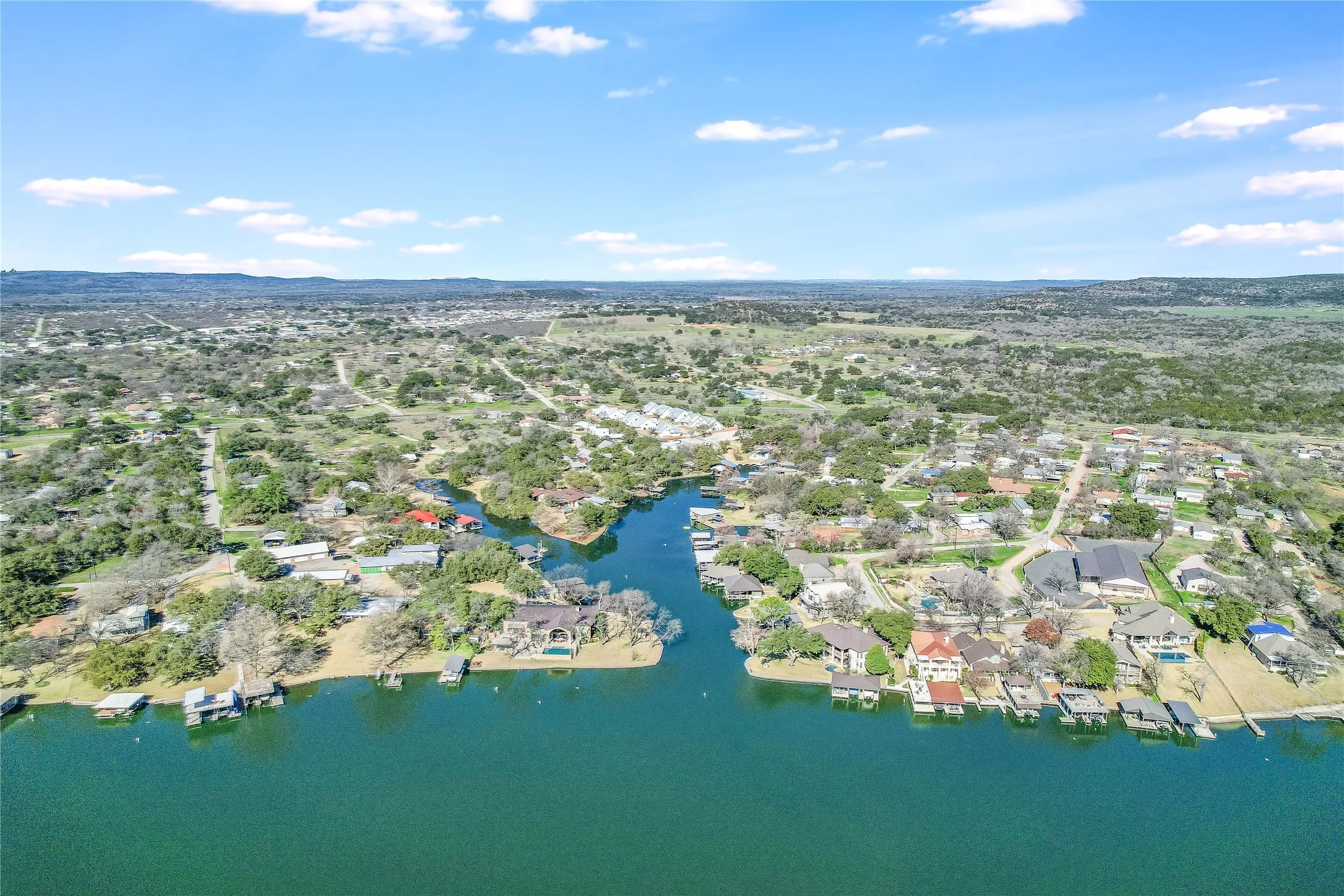Single Family Residence For Sale in Llano County , 2403 Cherry Lane, Kingsland, Texas 78639, 4 Bedrooms, 4 Bathrooms, 2 Garage spaces, 2,932 Sqft, built in 2022, New Construction - Complete, Price $995,000, mls#21163525, Real Estate Agent in Kingsland, Homes For Sale in Llano county, Homes For Sale in Kingsland, Realtor in Kingsland Texas, Real Estate Brokerage Independent Realty Texas, Luminita Cordes Realtor
