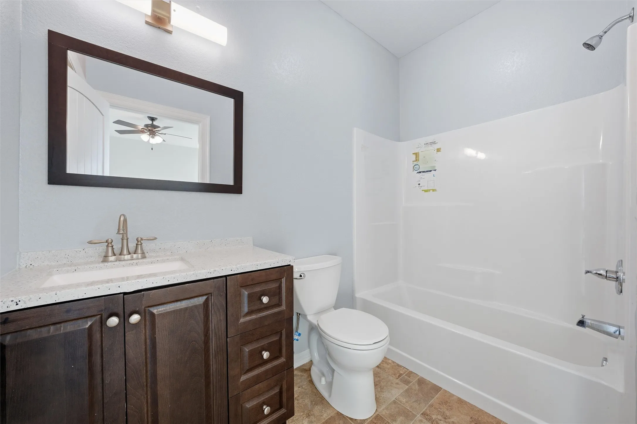 Single Family Residence For Sale in Mc Lennan County , 1205 Avenue B, Lacy Lakeview, Texas 76705, 5 Bedroom, 4 Bathroom, 2 Garage spaces, 4,023 Sqft, built in 2018, mls#21176765, Real Estate Agent in Lacy Lakeview, Homes For Sale in Mc Lennan county, Homes For Sale in Lacy Lakeview, Realtor in Lacy Lakeview Texas, Real Estate Brokerage Independent Realty Texas, Luminita Cordes Realtor
