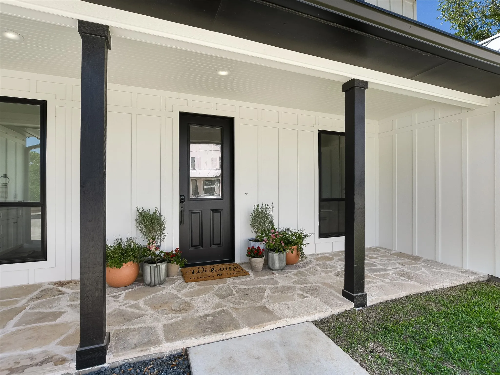 Single Family Residence For Sale in Llano County , 2411 Cherry Lane, Kingsland, Texas 78639, 4 Bedroom, 4 Bathroom, 2 Garage spaces, 3,423 Sqft, built in 2022, New Construction - Complete, Price $1,369,000, mls#21163531, Real Estate Agent in Kingsland, Homes For Sale in Llano county, Homes For Sale in Kingsland, Realtor in Kingsland Texas, Real Estate Brokerage Independent Realty Texas, Luminita Cordes Realtor